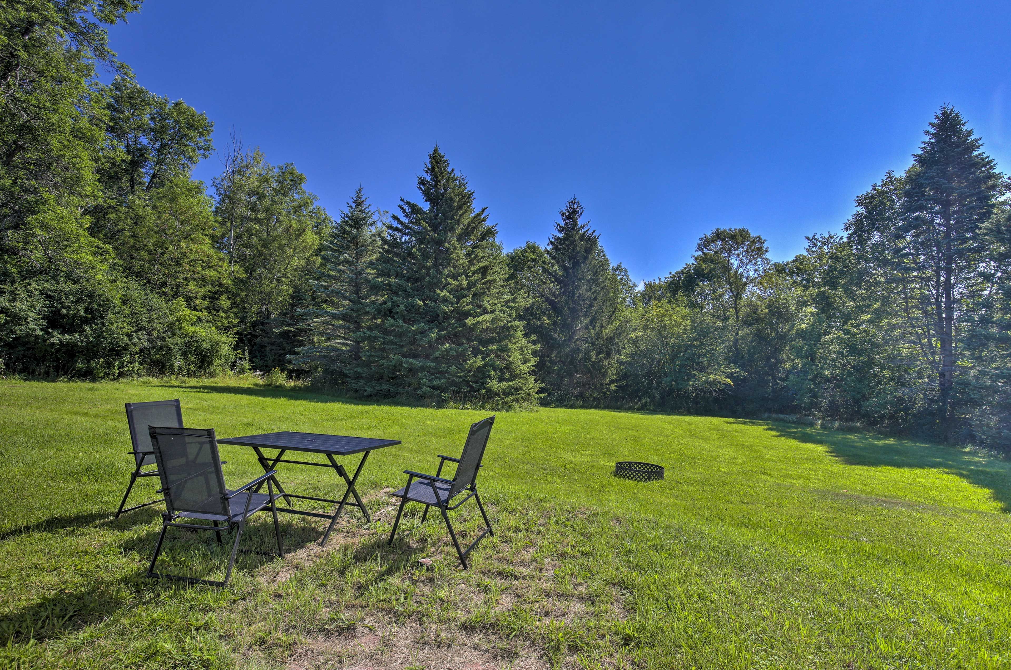Property Exterior | Fire Pit (Bring Your Own Wood)
