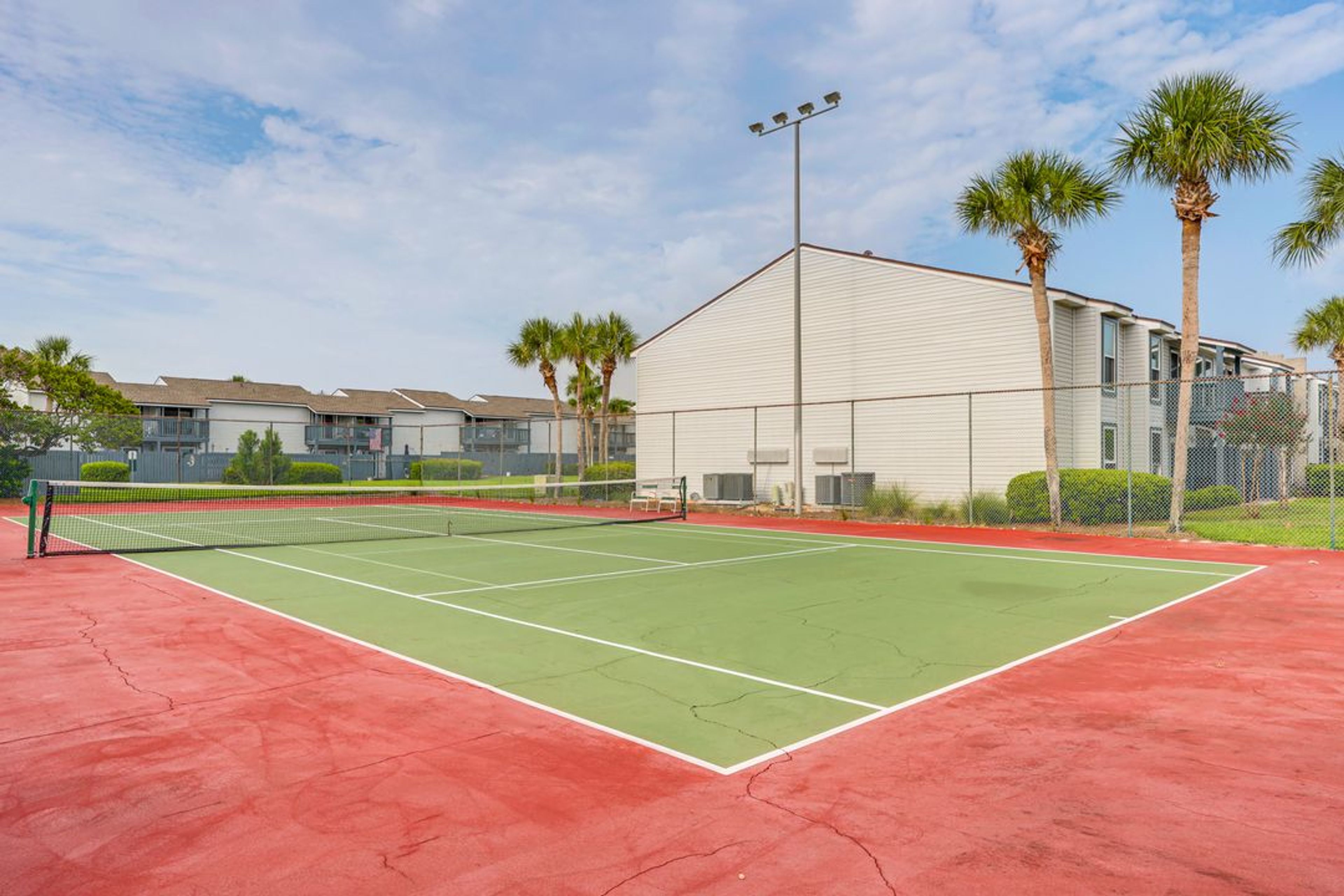 Community Tennis Courts