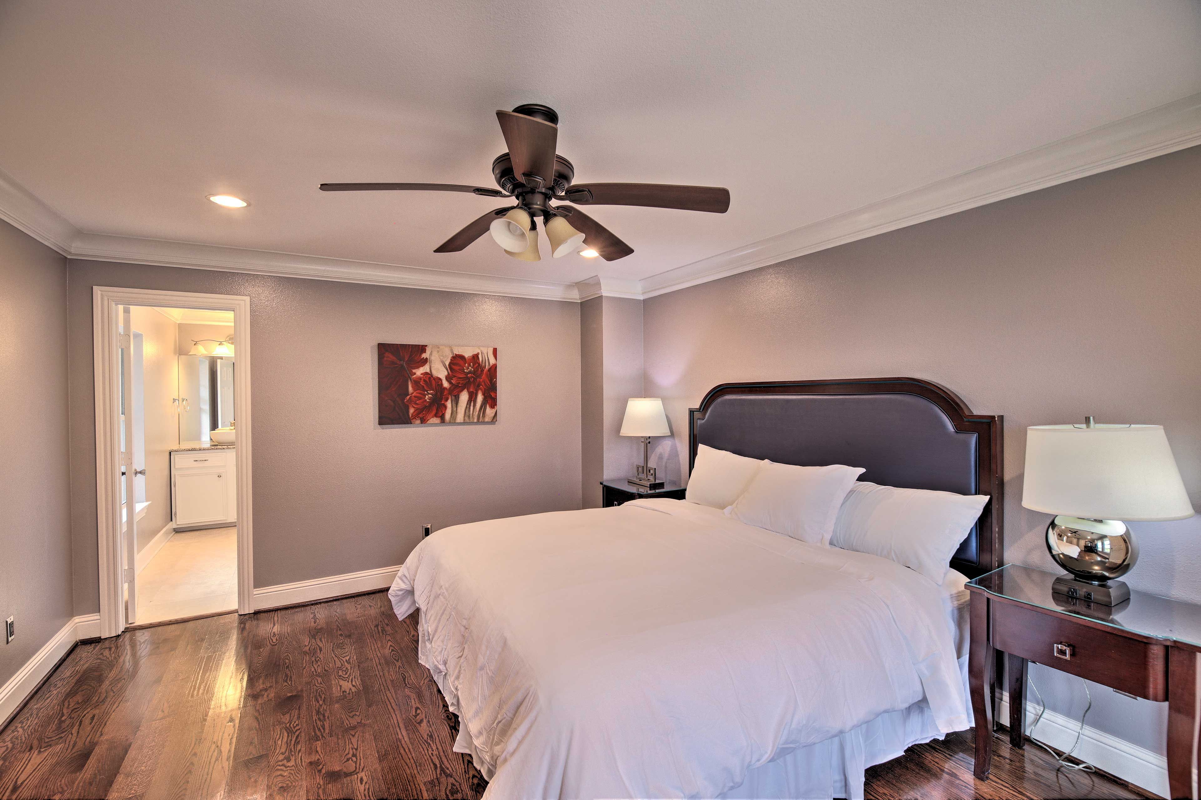 Bedroom 3 | Upper Level | King Bed