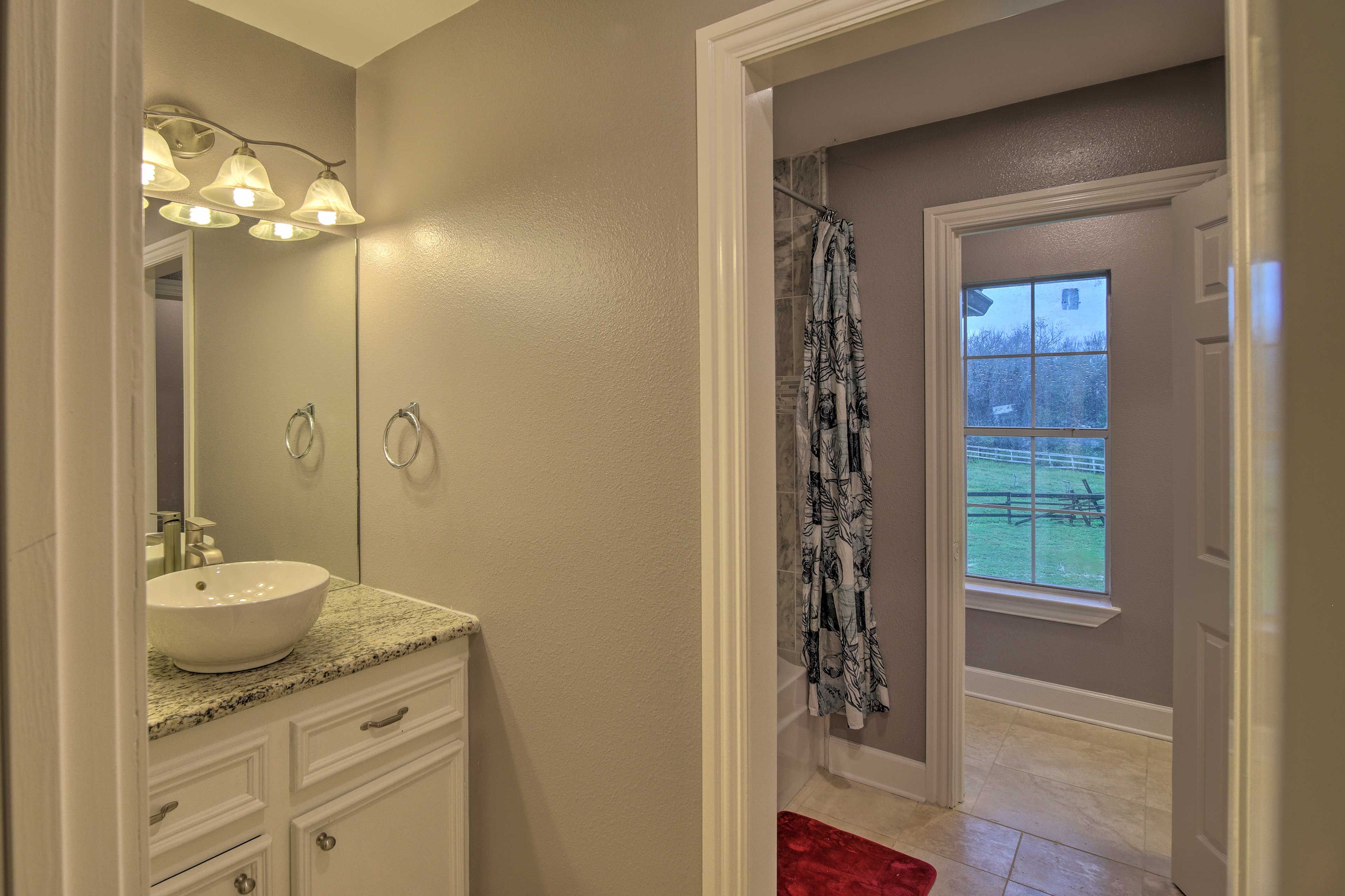 En-Suite Bathroom