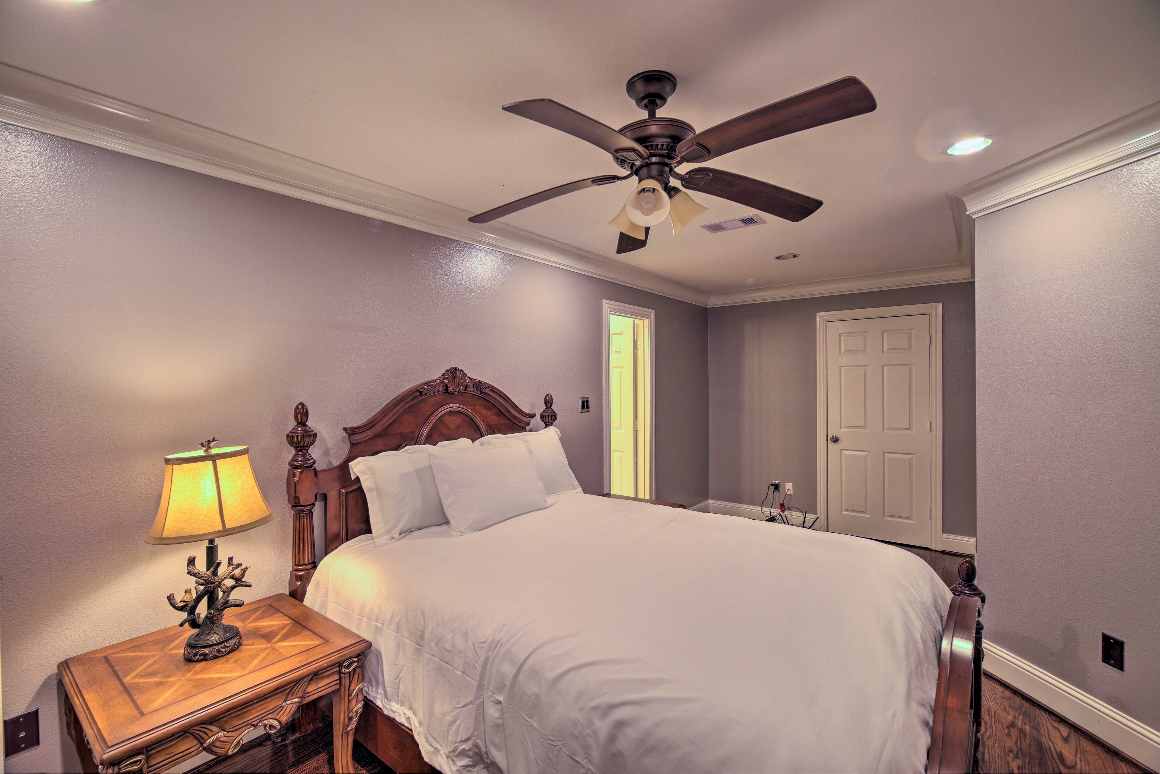 Bedroom 4 | Upper Level | Queen Bed