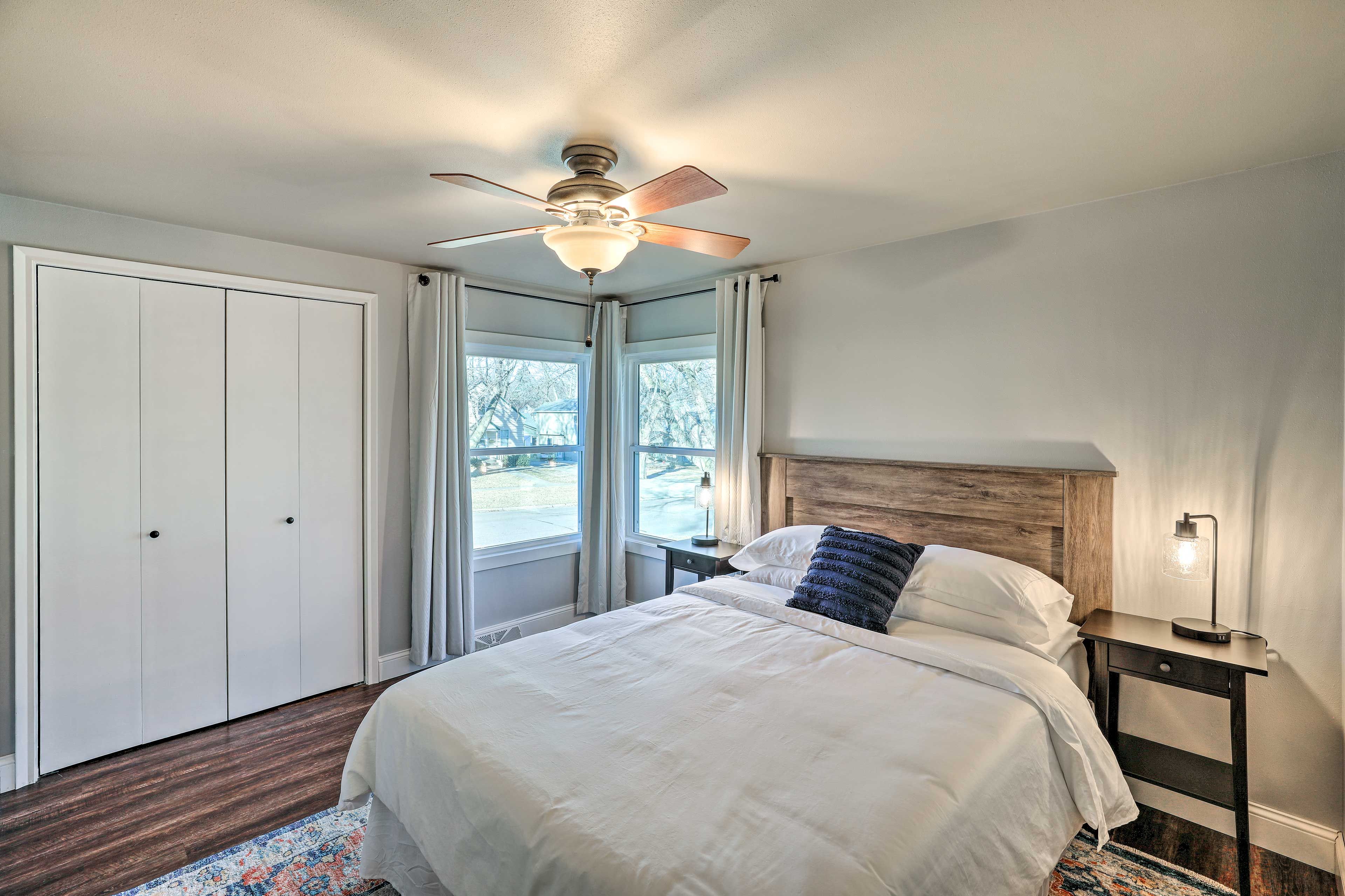 Bedroom 2 | Queen Bed | Upper Level