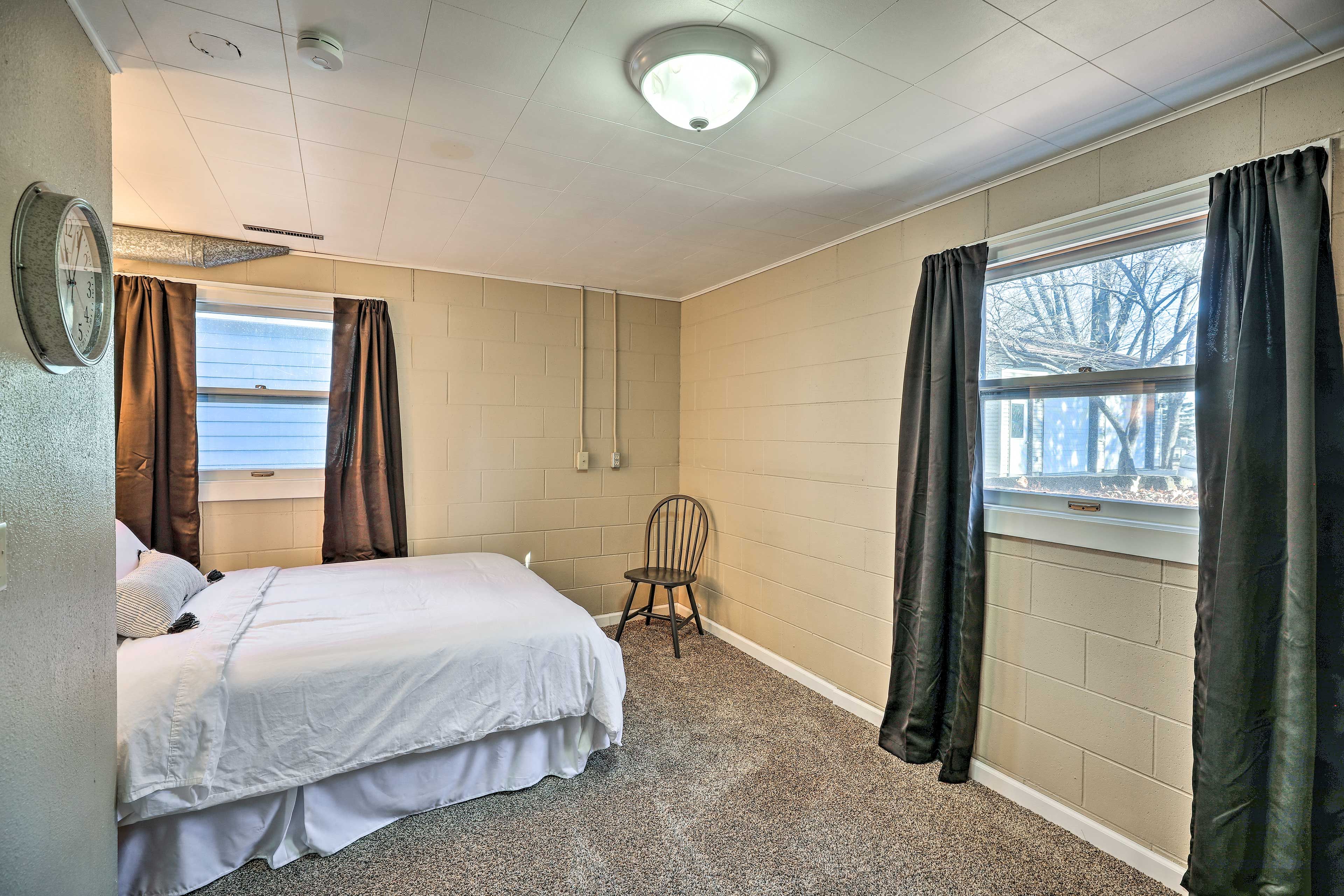 Bedroom 4 | Queen Bed | Lower Level