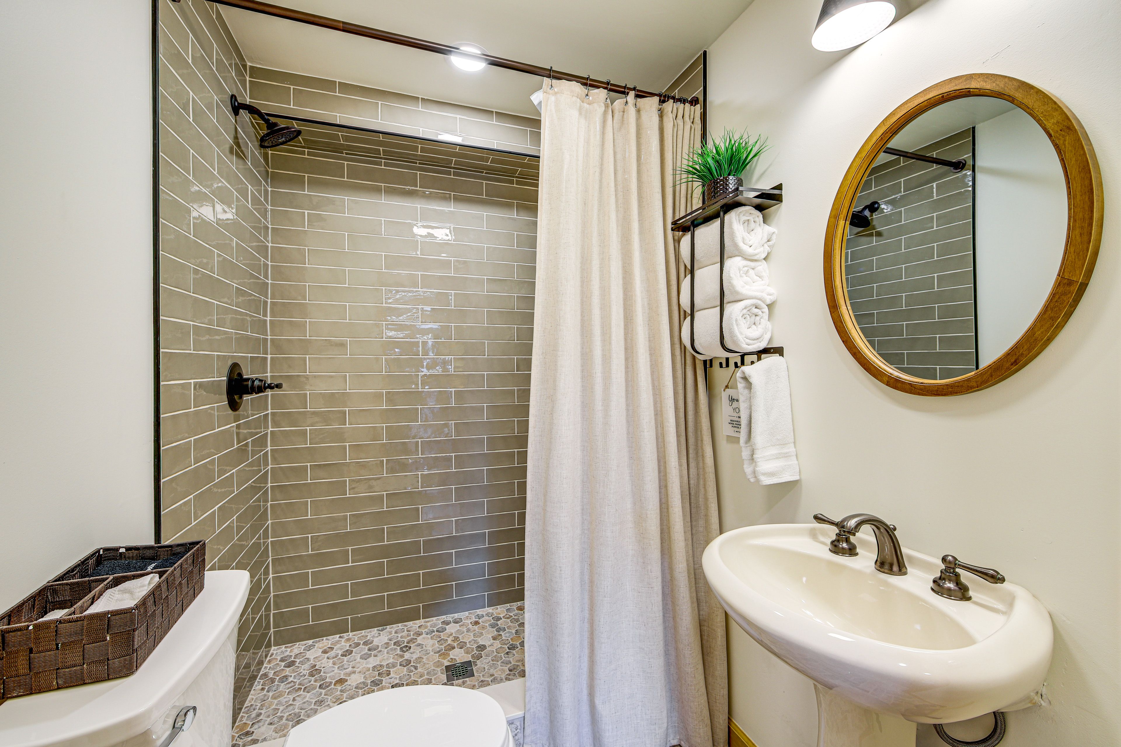En-Suite Bathroom | Ground Floor