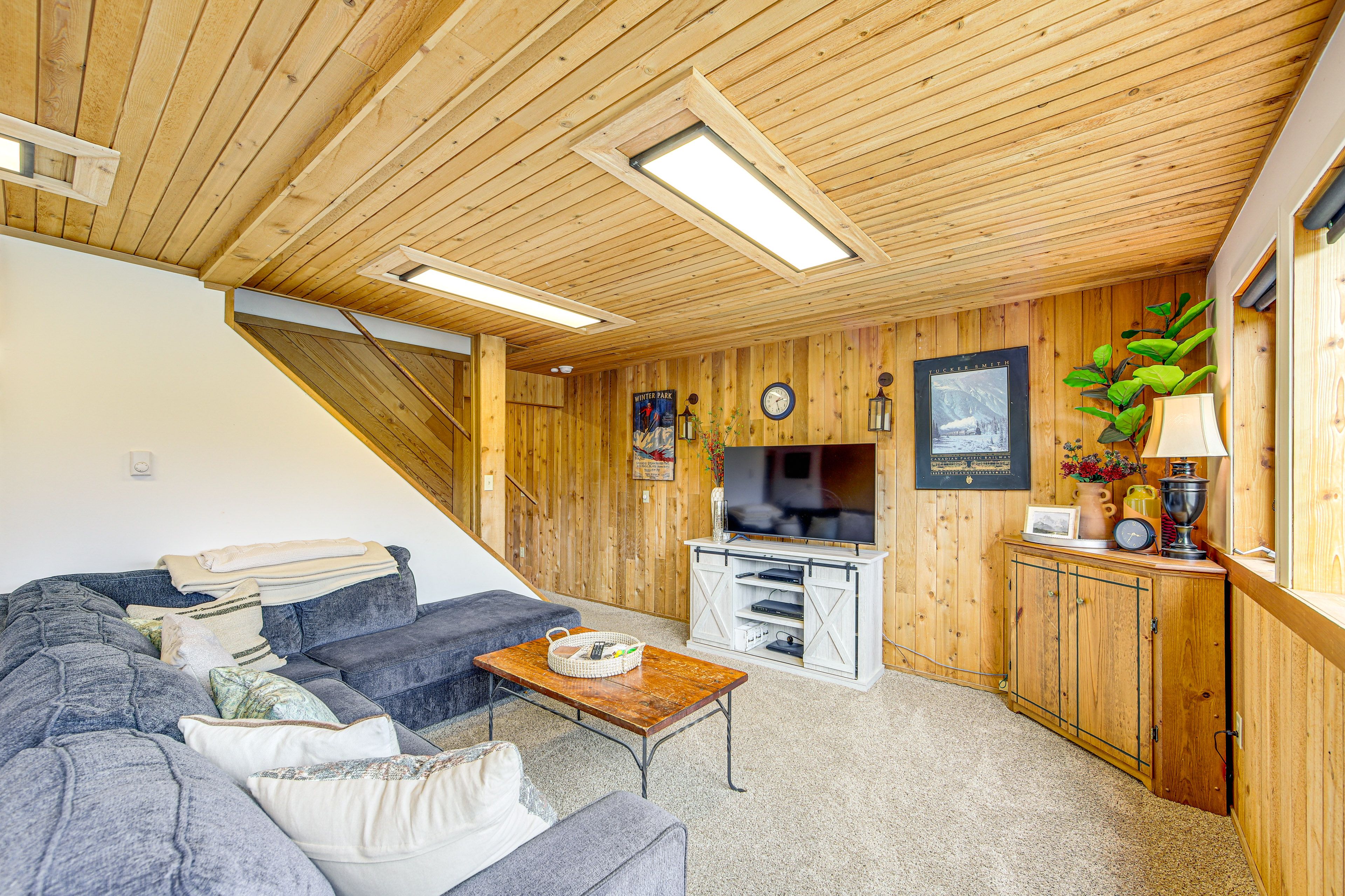 Game Room | Ground Floor | Sleeper Sofa