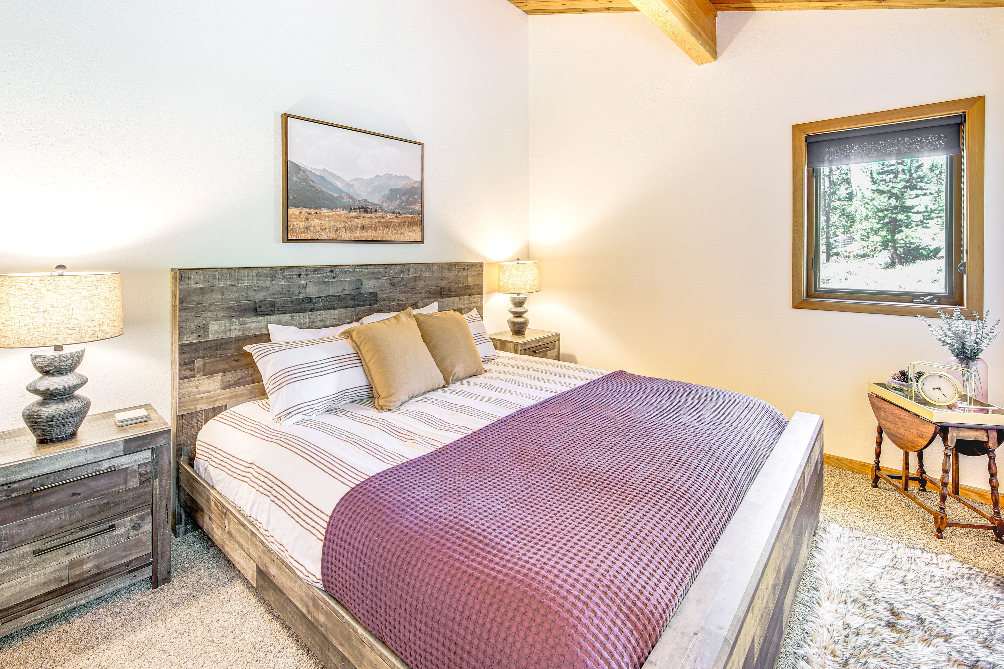 Bedroom 2 | King Bed | 2nd Floor