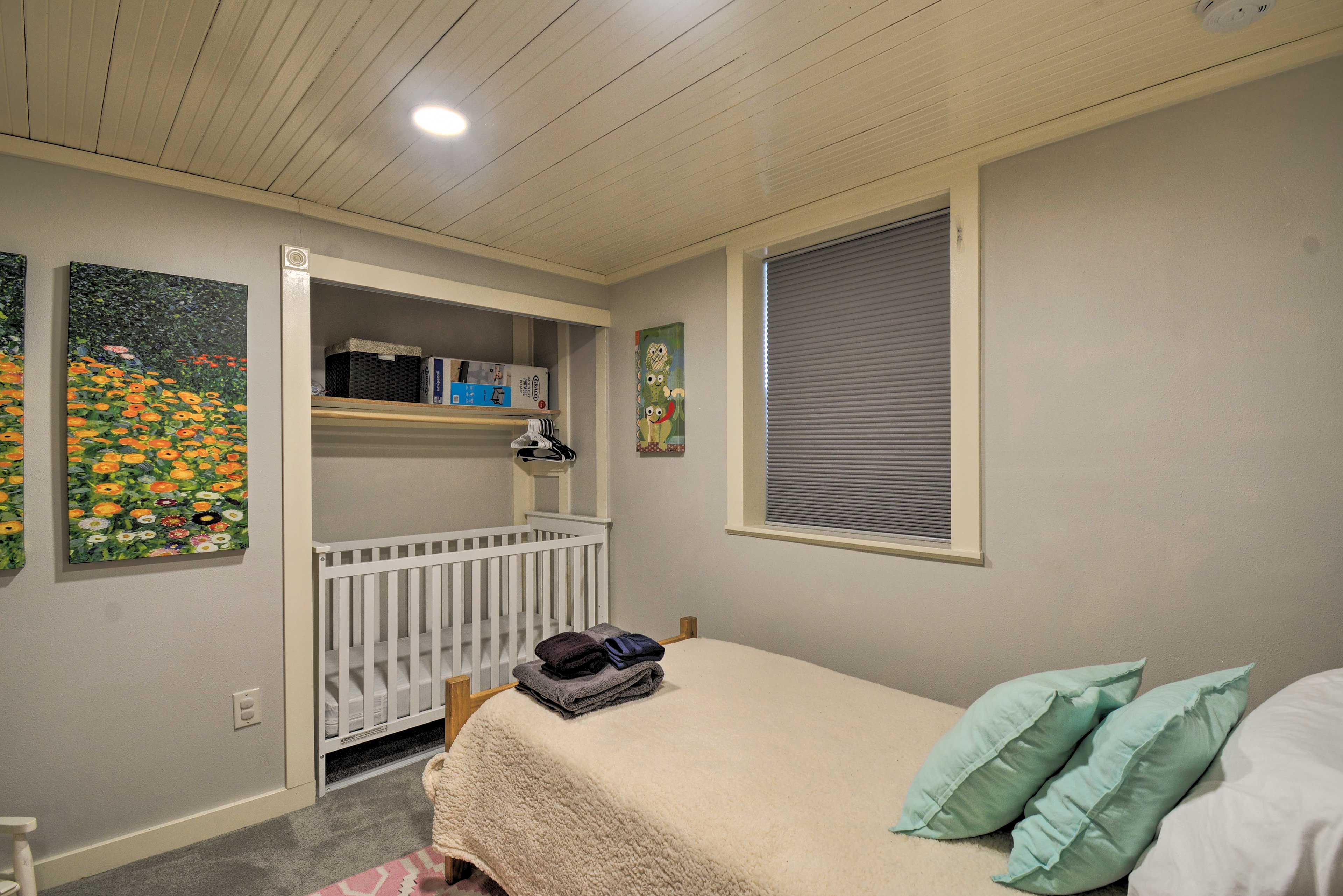 Bedroom 2 | Twin Bed | Crib | Linens Provided