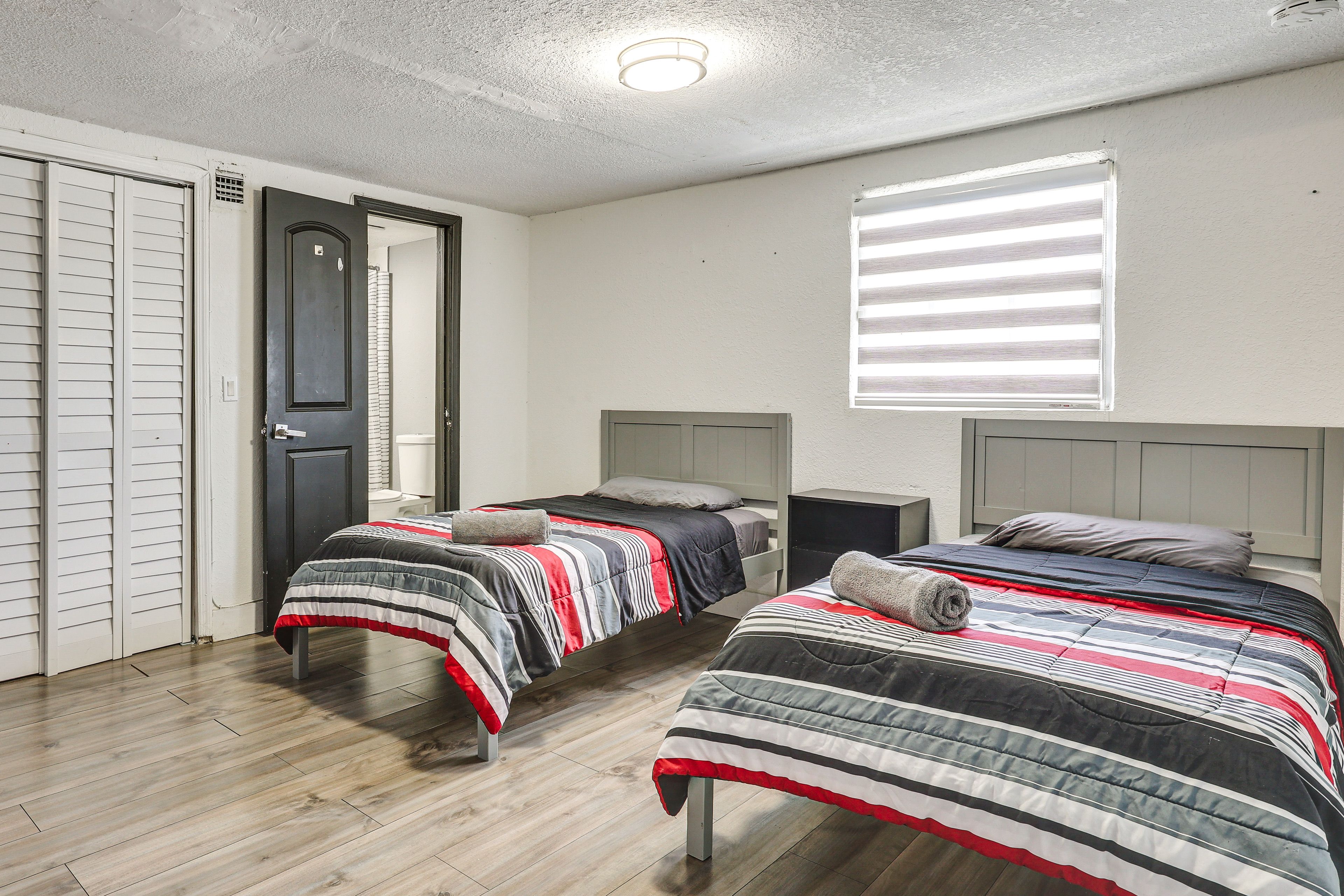 Bedroom 3 | 1st Floor | 2 Twin Beds