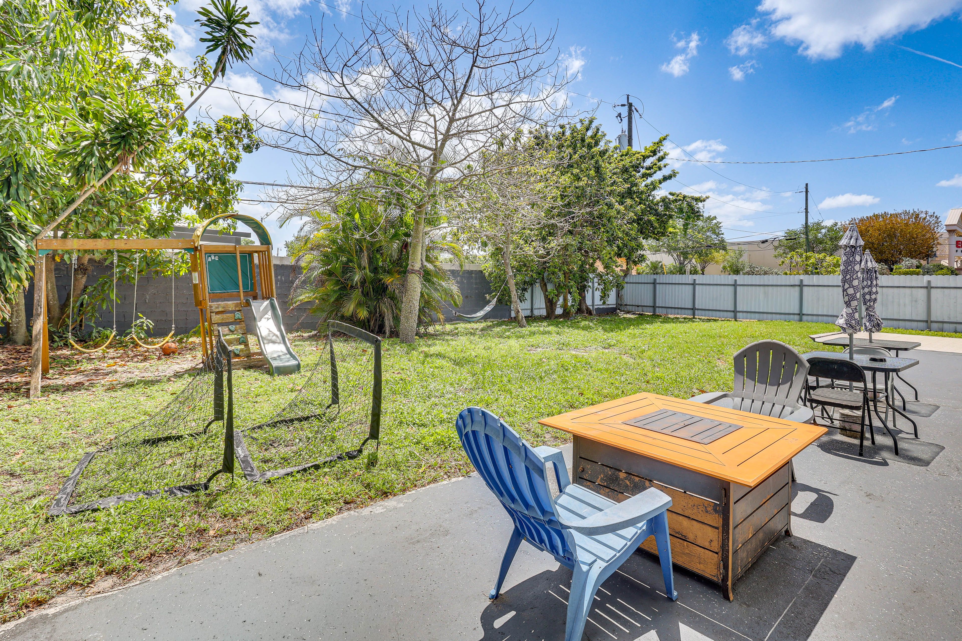 Miami Gardens Vacation Rental | 7BR | 4BA | 3,010 Sq Ft