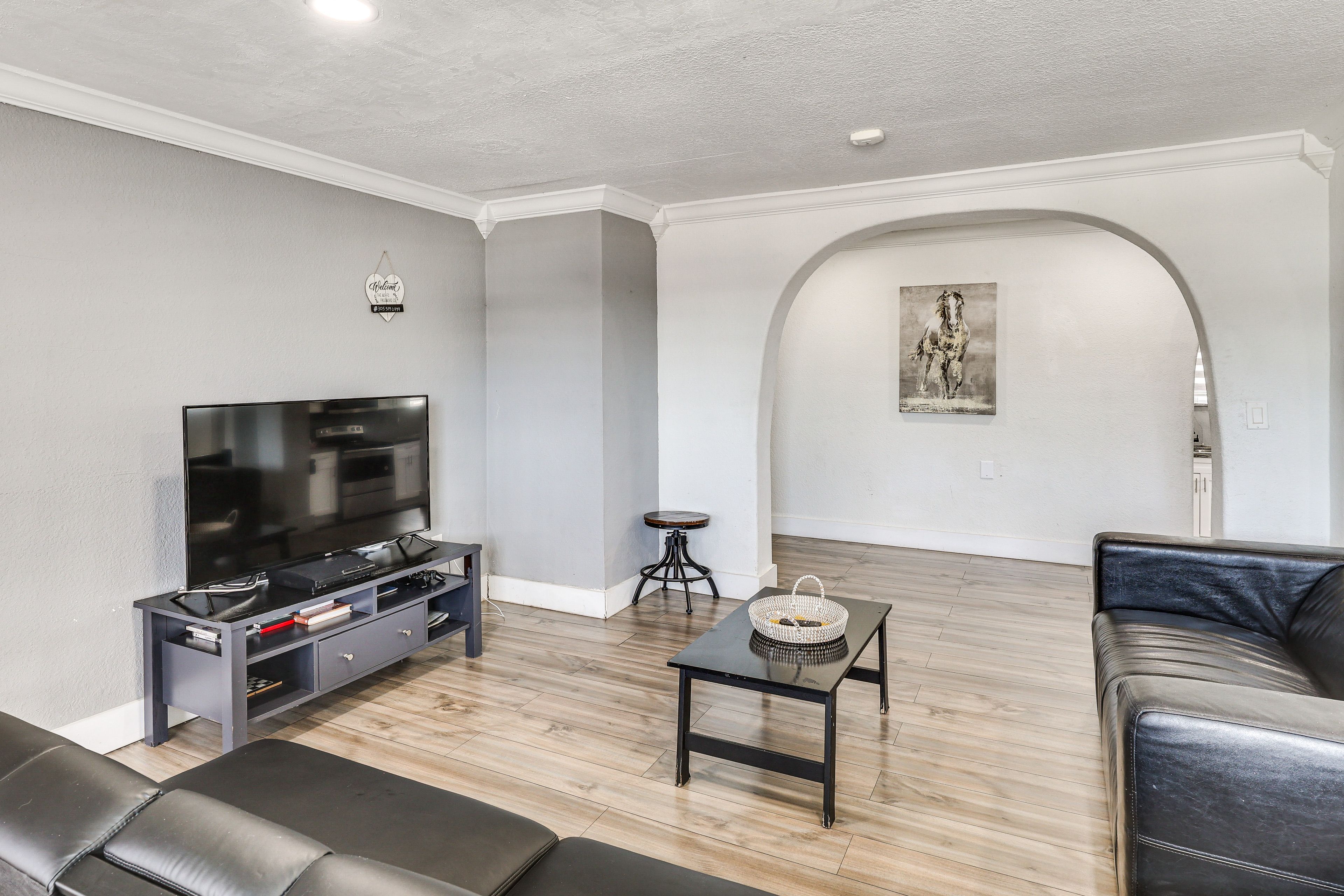 Living Room | 2nd Floor