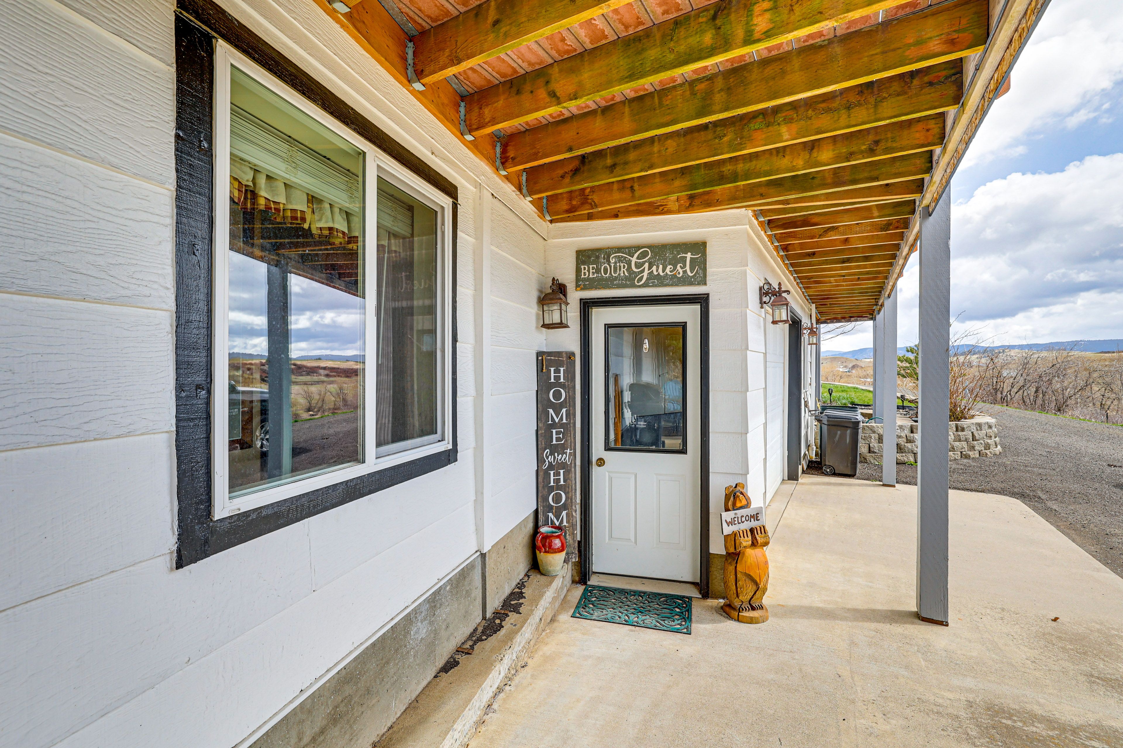 Apartment Entrance