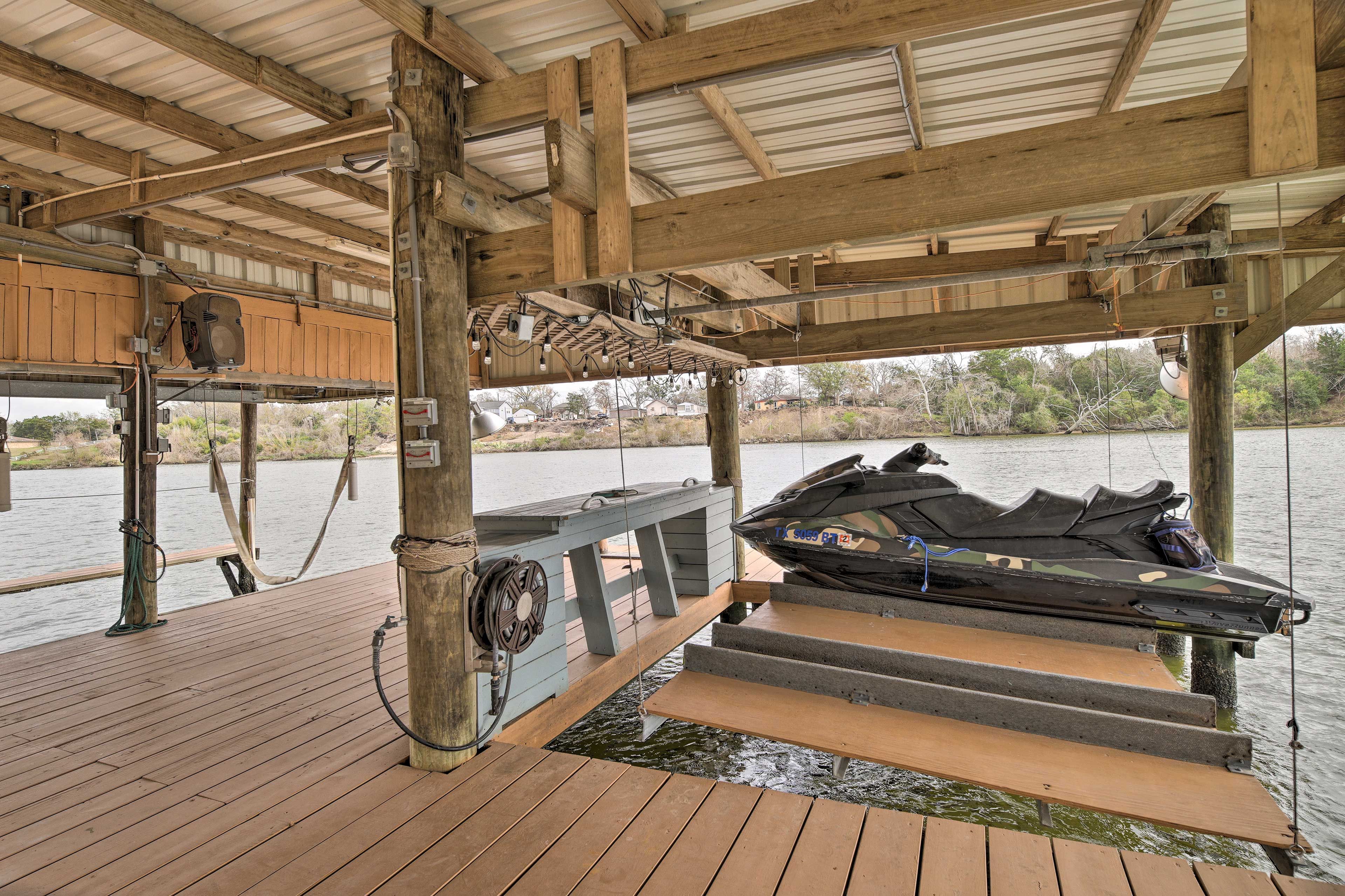 Private Boat Dock | Jet Ski Lifts