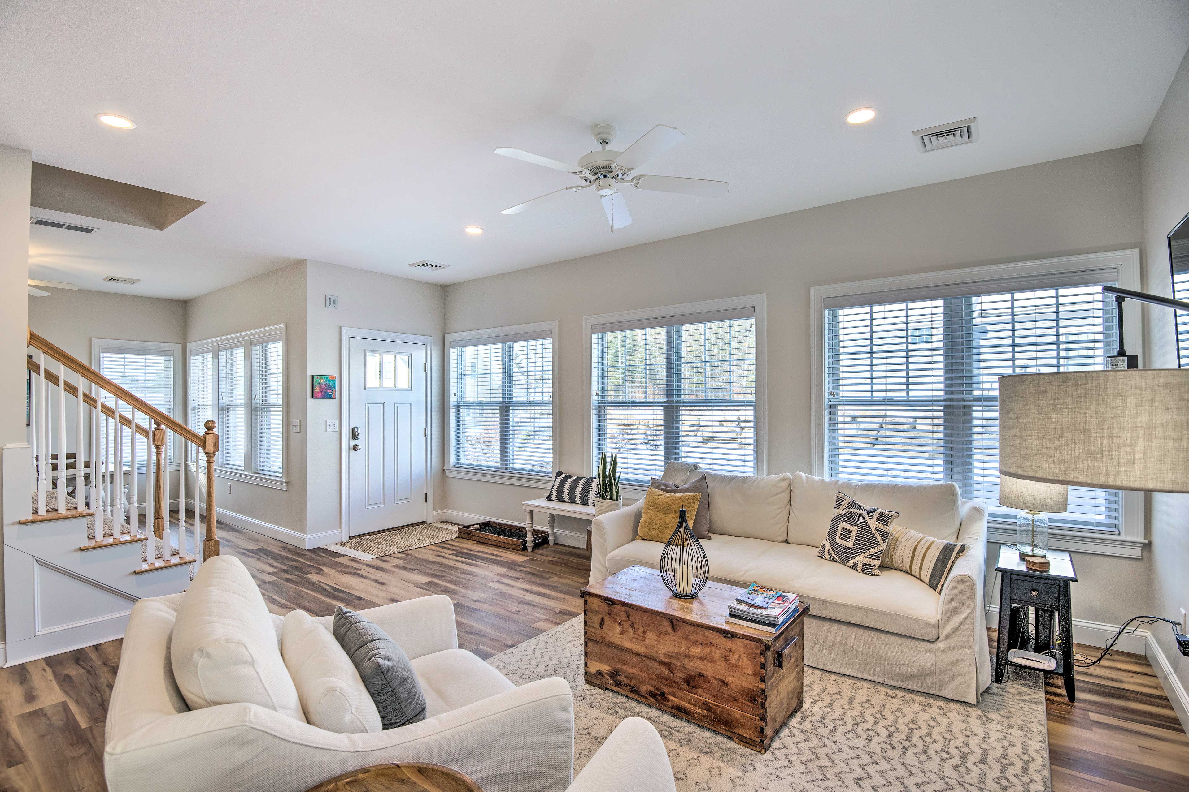 Living Room | 1st Floor | Free WiFi