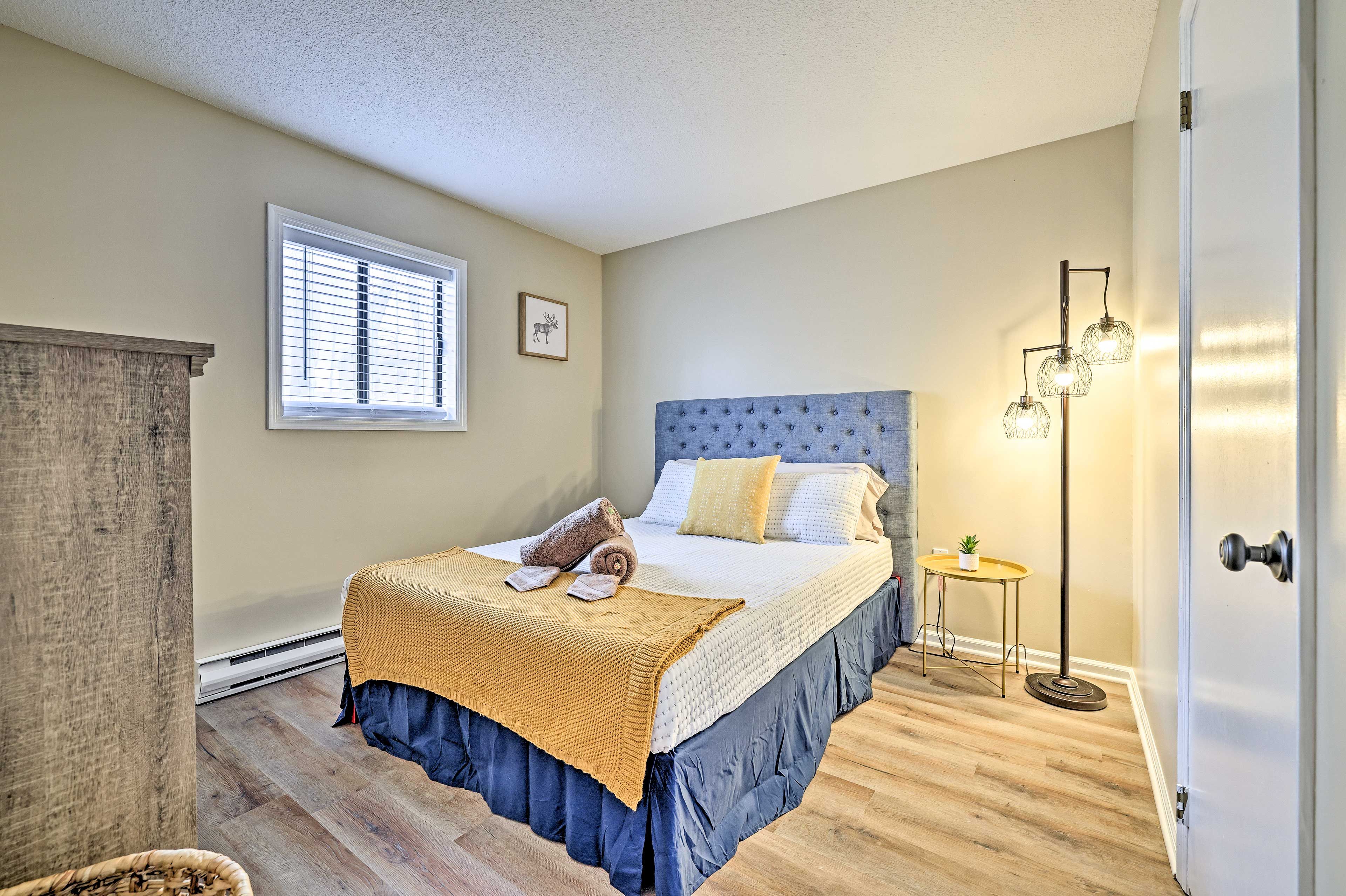 Bedroom 3 | Queen Bed | 1st Floor