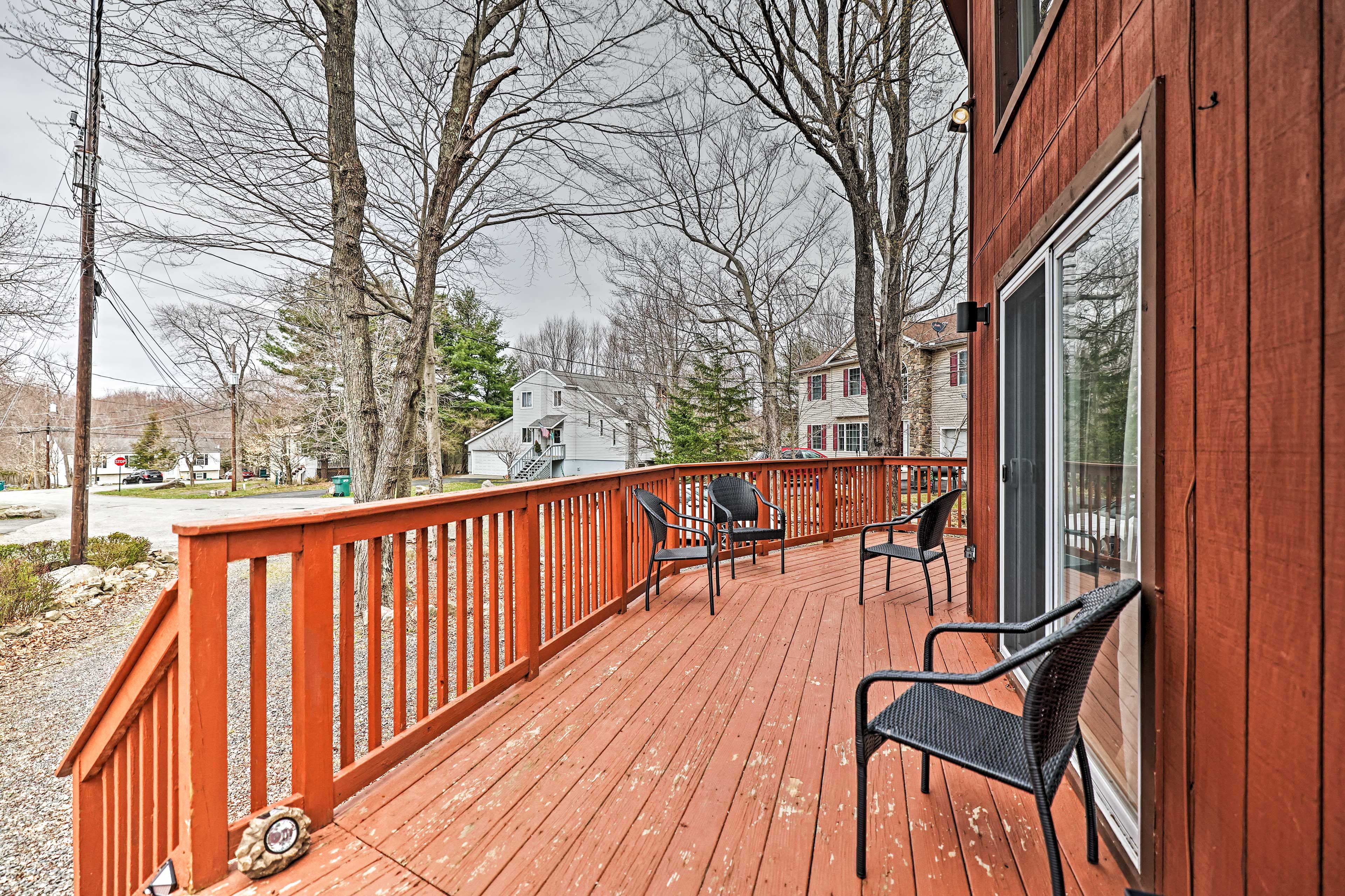 Deck | 3 External Security Cameras