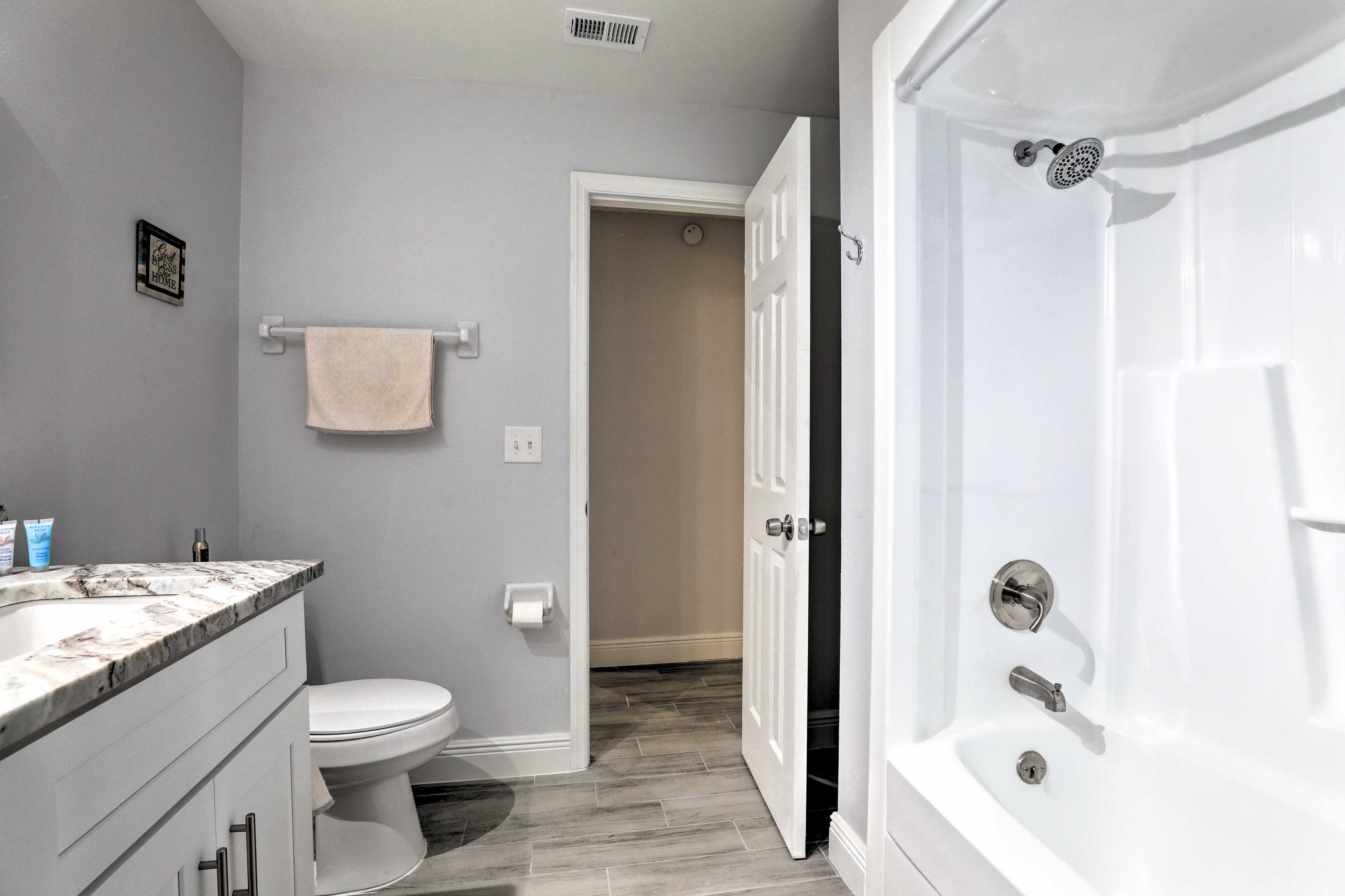 Full Bathroom
