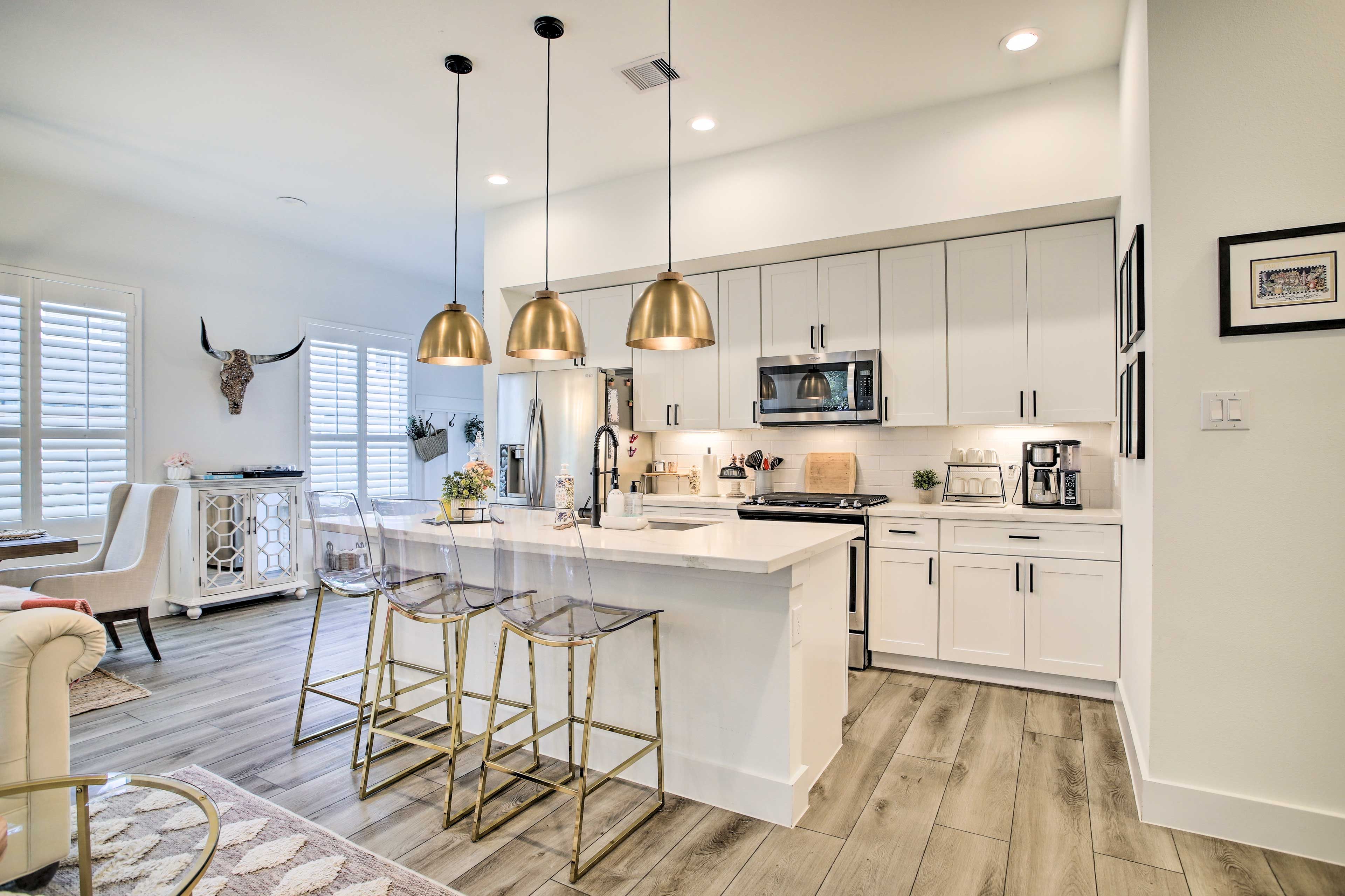 Kitchen | Fully Equipped
