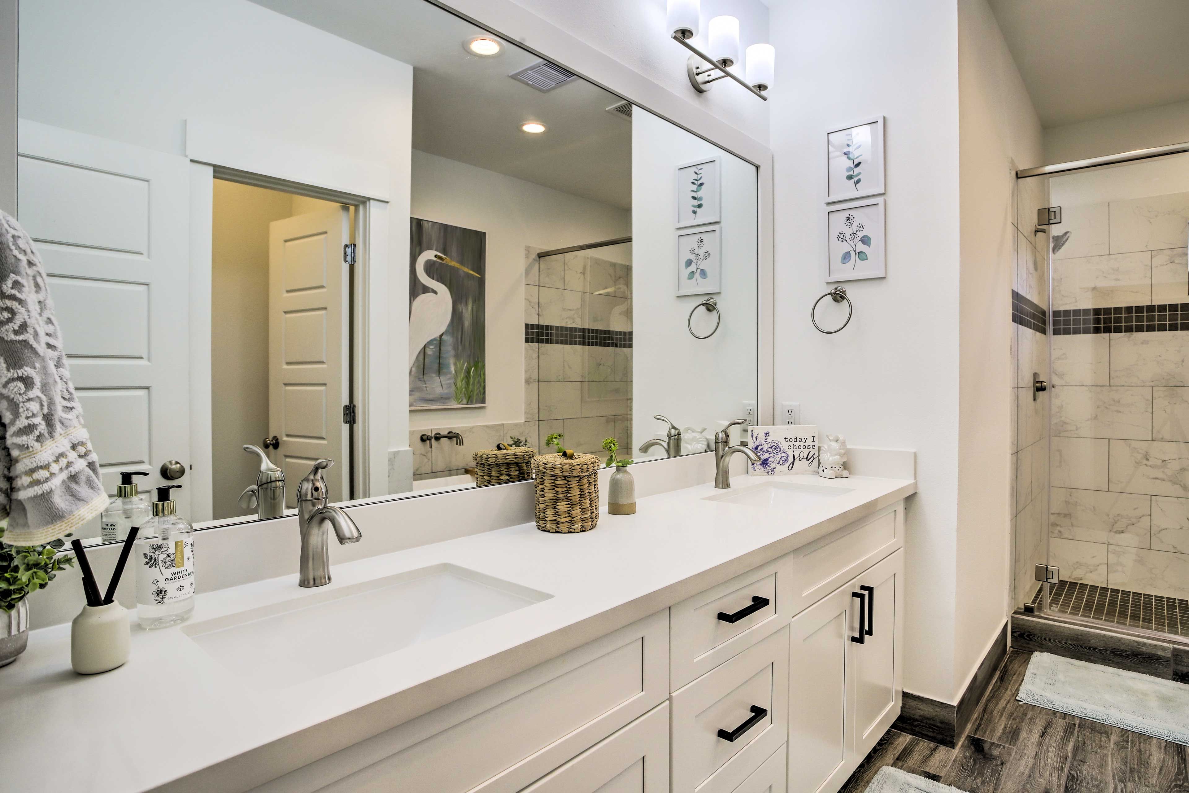 En-Suite Bathroom | Complimentary Toiletries