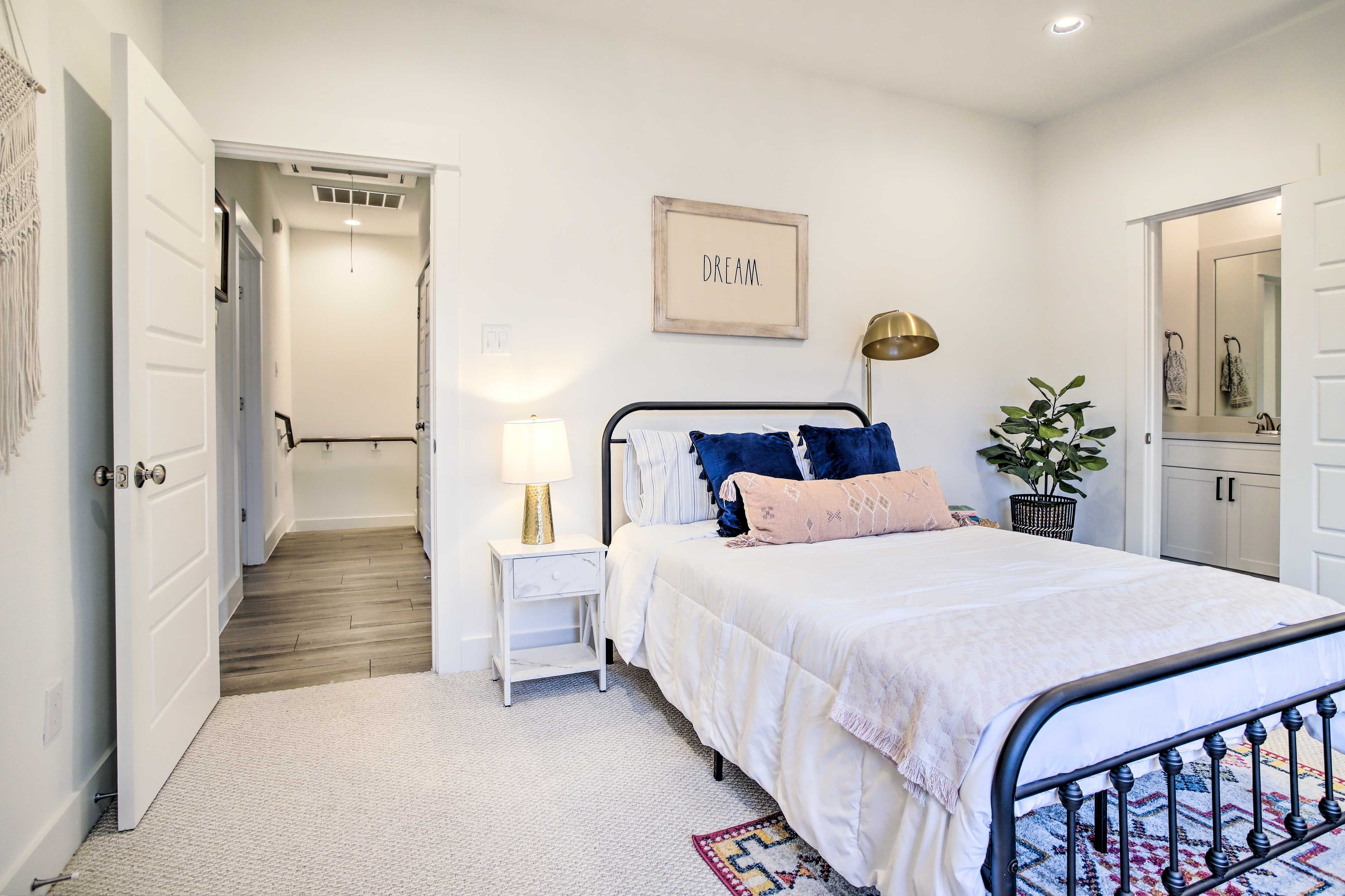 Bedroom 3 | En-Suite Bathroom