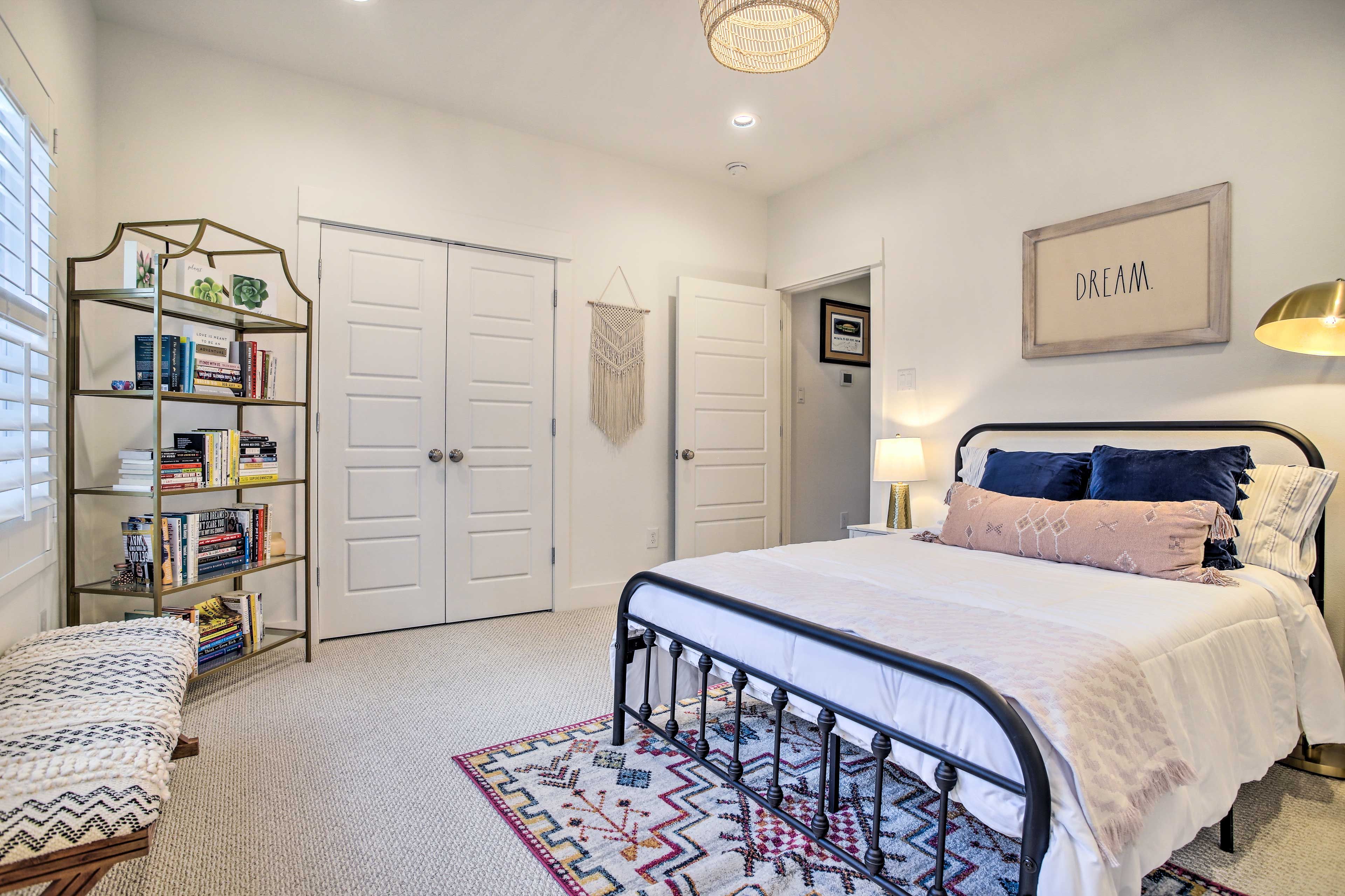 Bedroom 3 | Full Bed | 2nd Floor