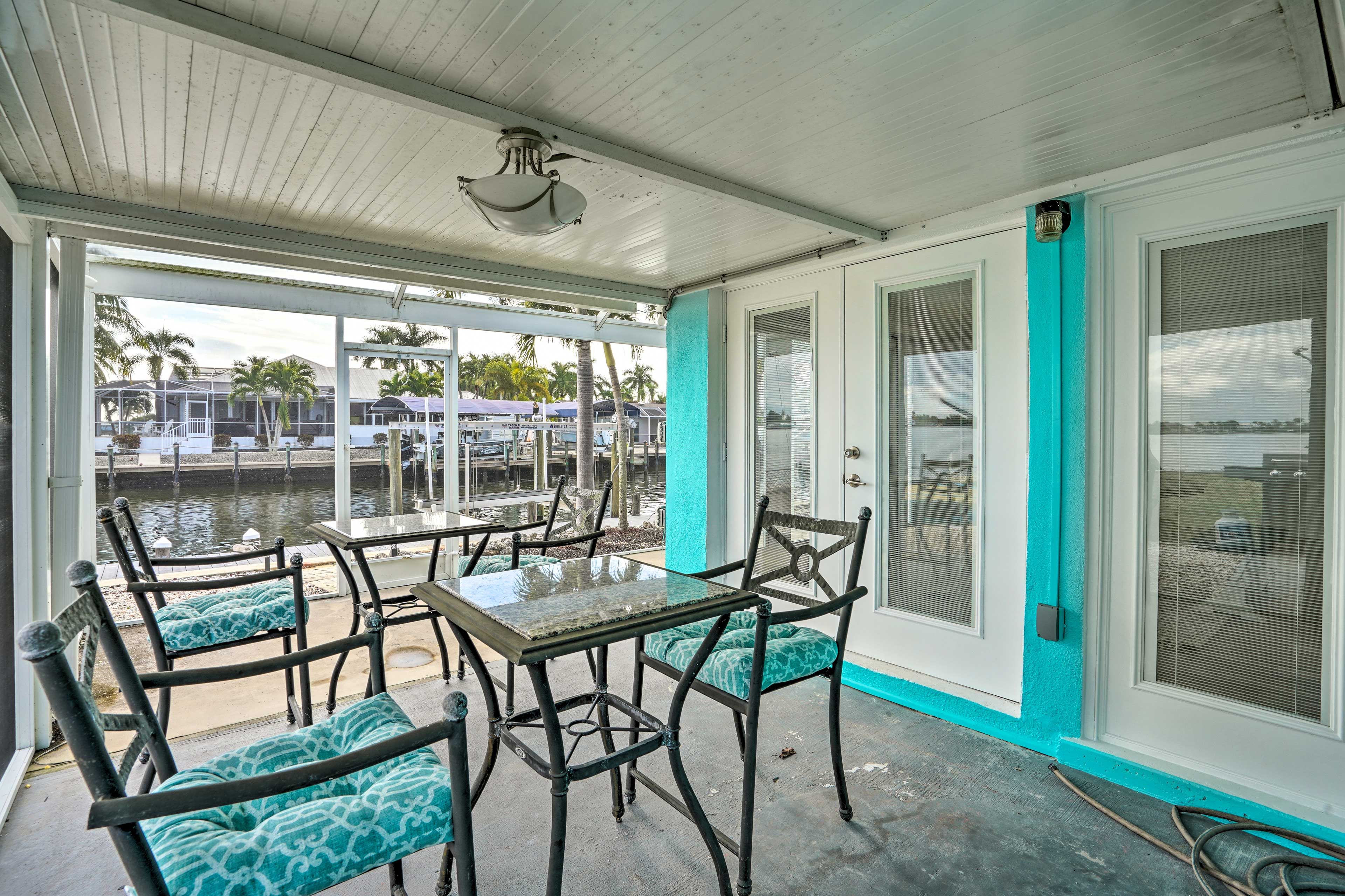Screened-In Lanai