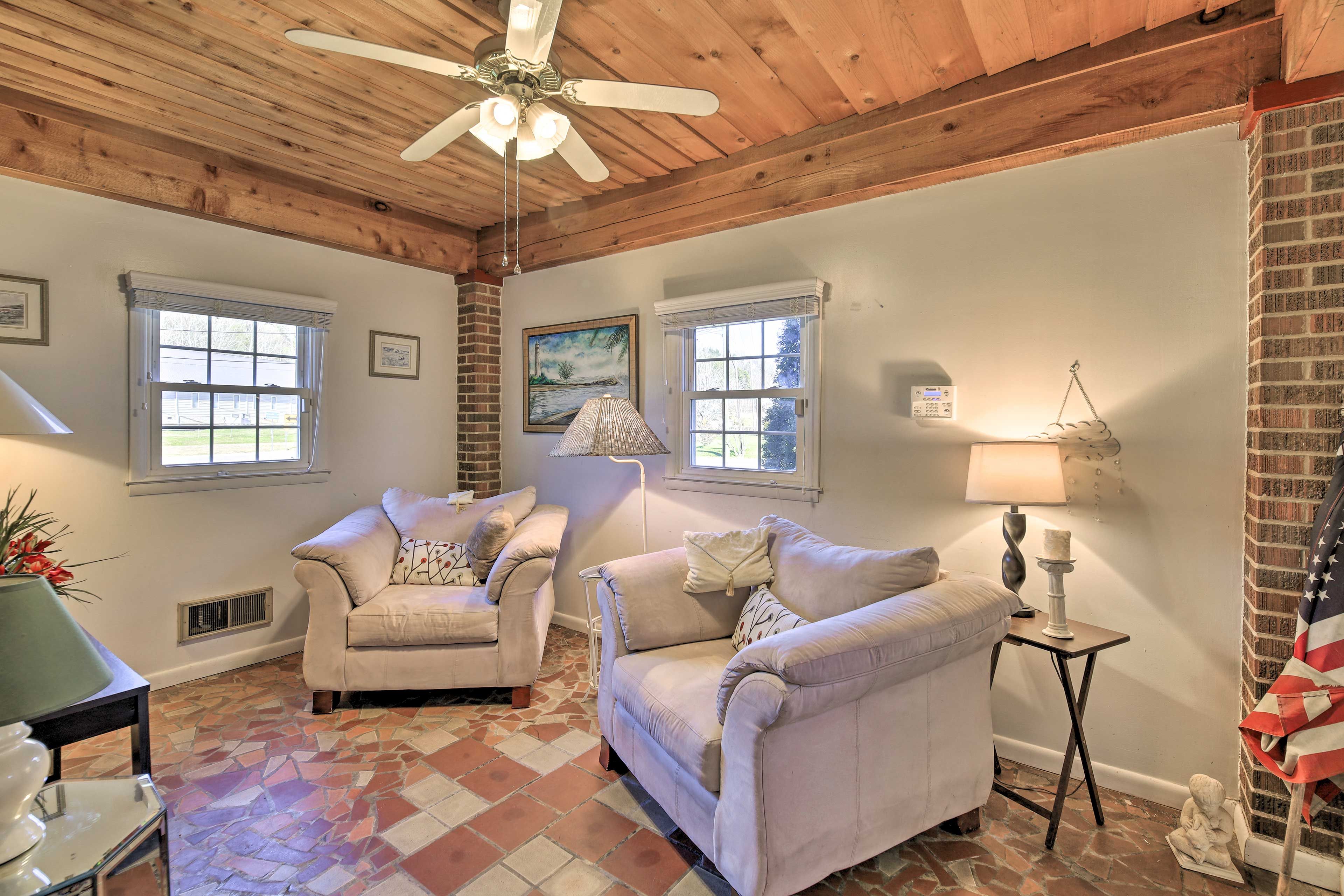 Additional Living Room | 1st Floor
