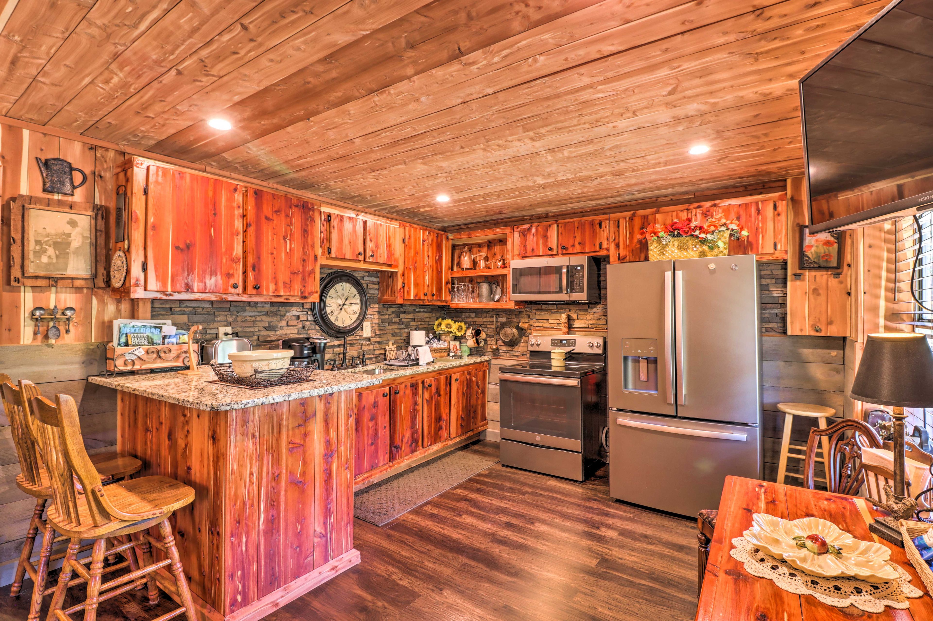 Calico Rock Vacation Rental | 3BR | 1BA | 1,400 Sq Ft | Step-Free Access