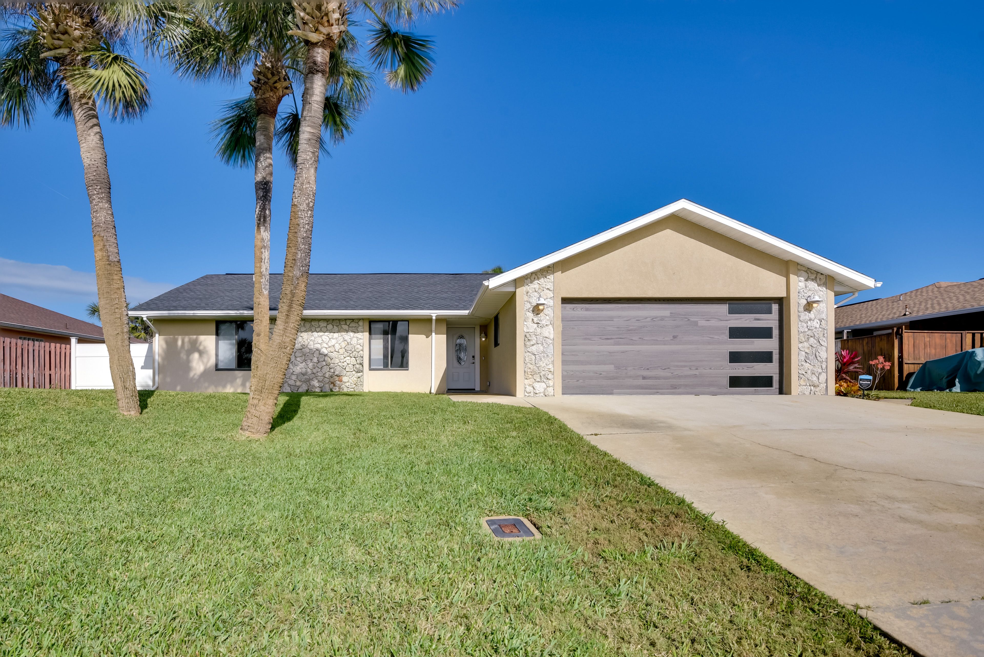 Parking | Driveway (2 Vehicles) | Garage (1 Vehicle) | Street Parking Prohibited
