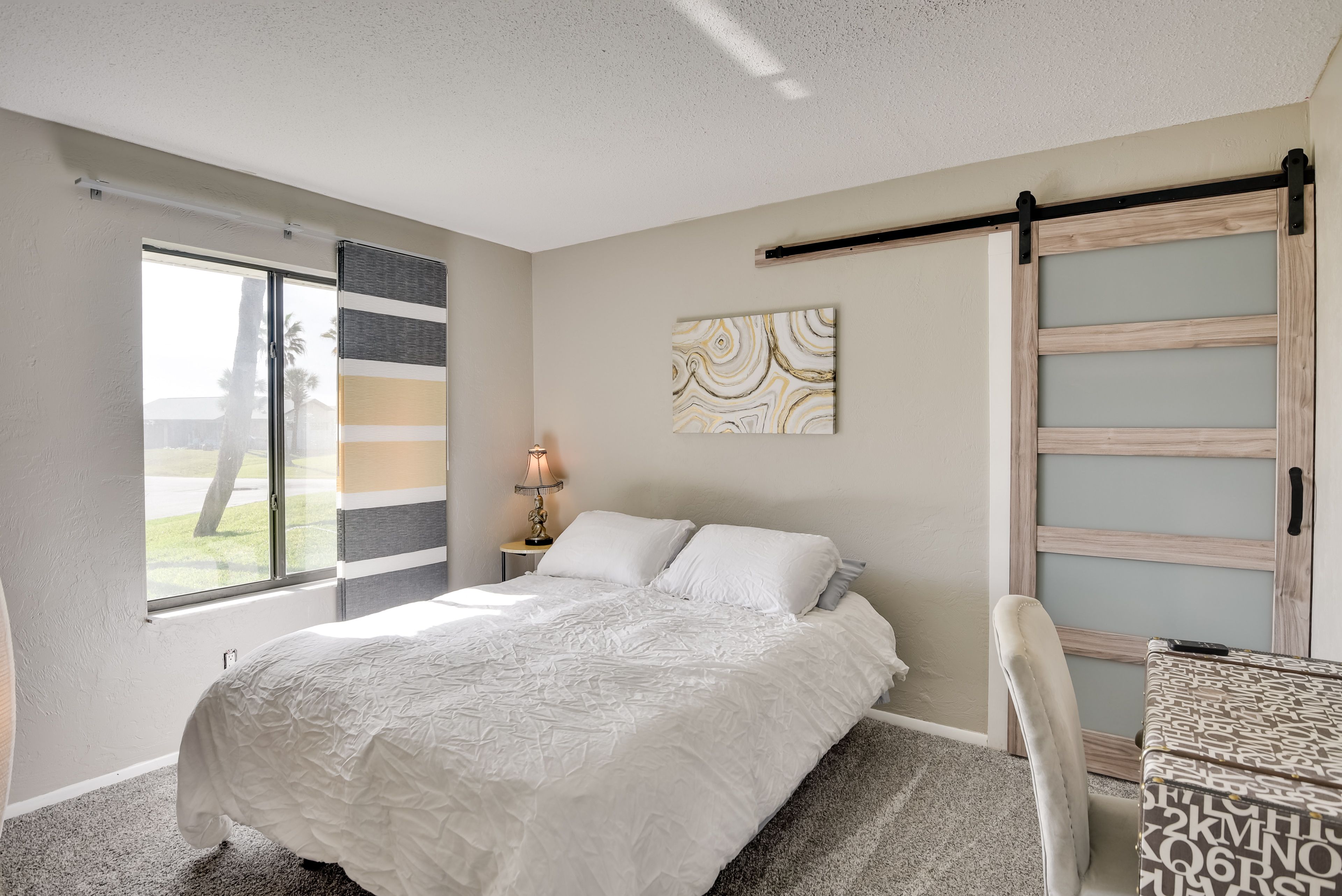 Bedroom 3 | Queen Bed