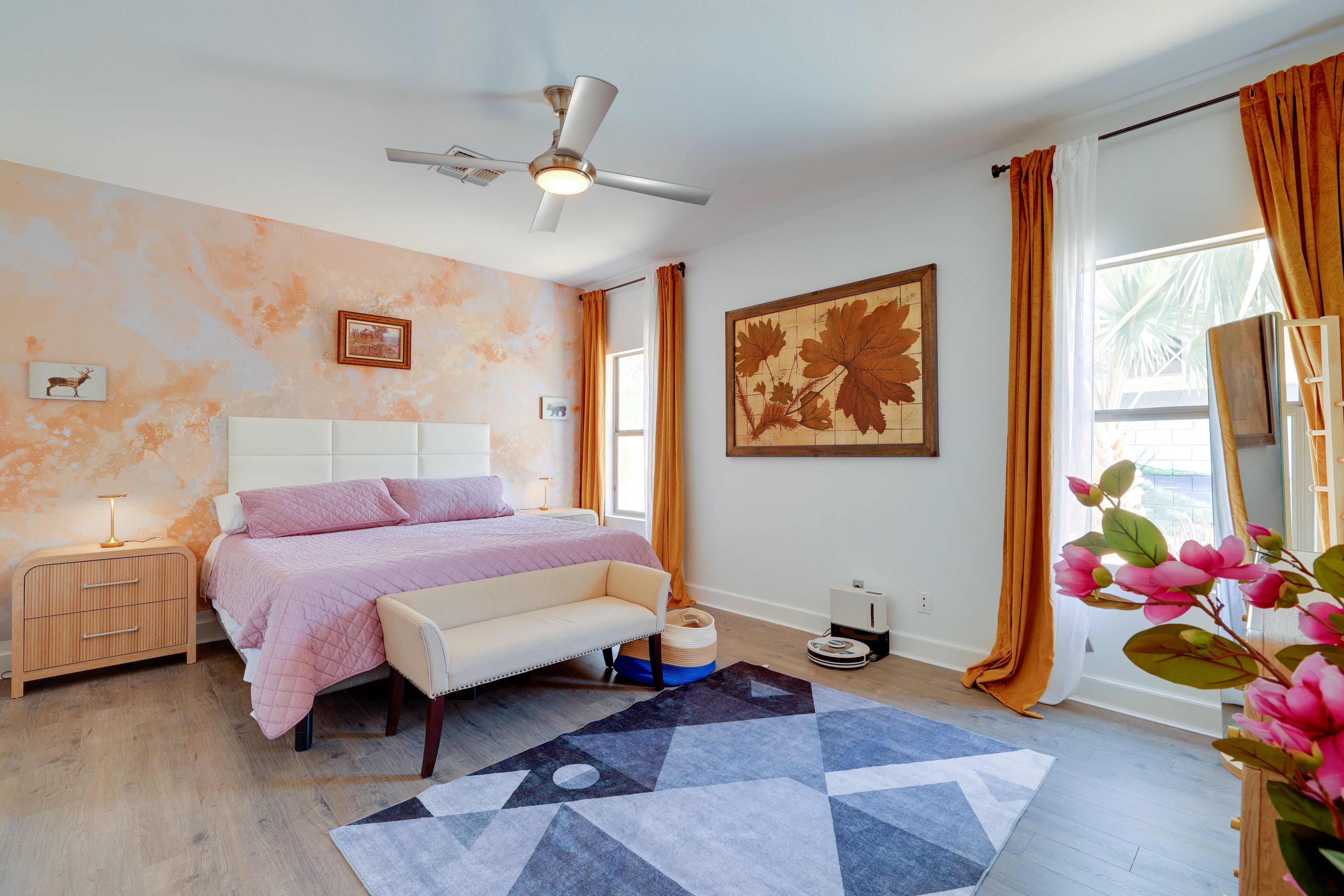 Bedroom 1 | King Bed | Smart TV