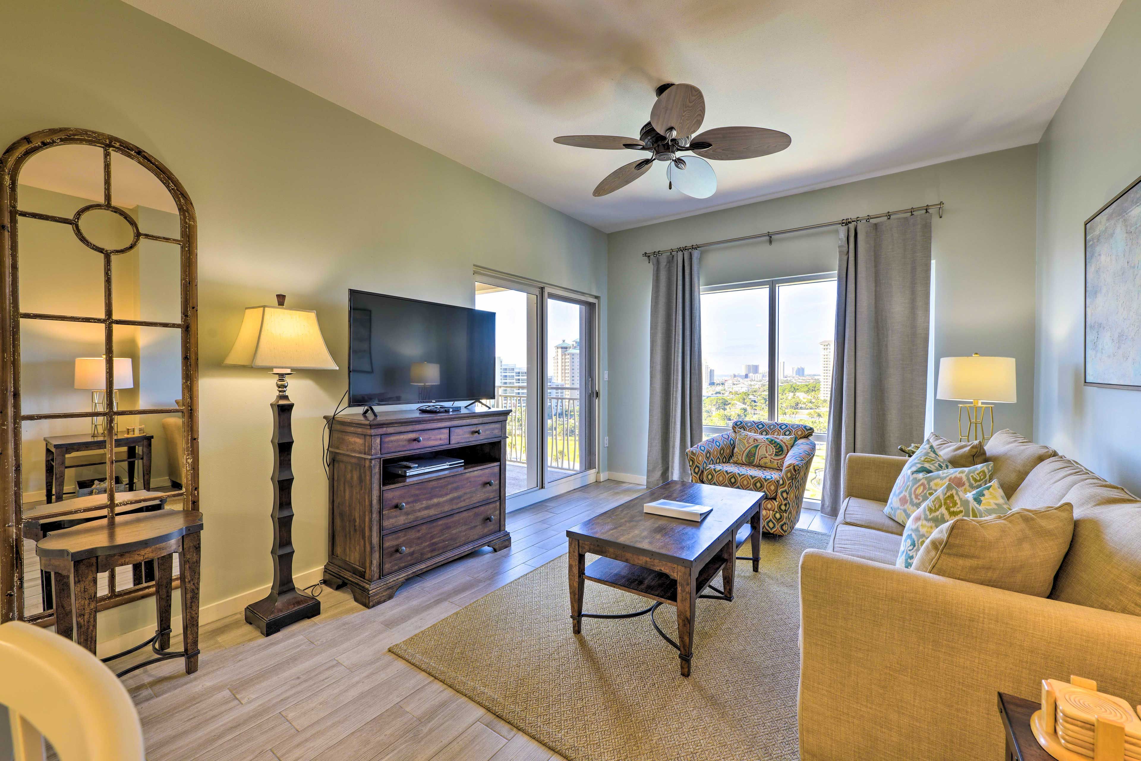 Living Room | Free WiFi | Central Heating & A/C