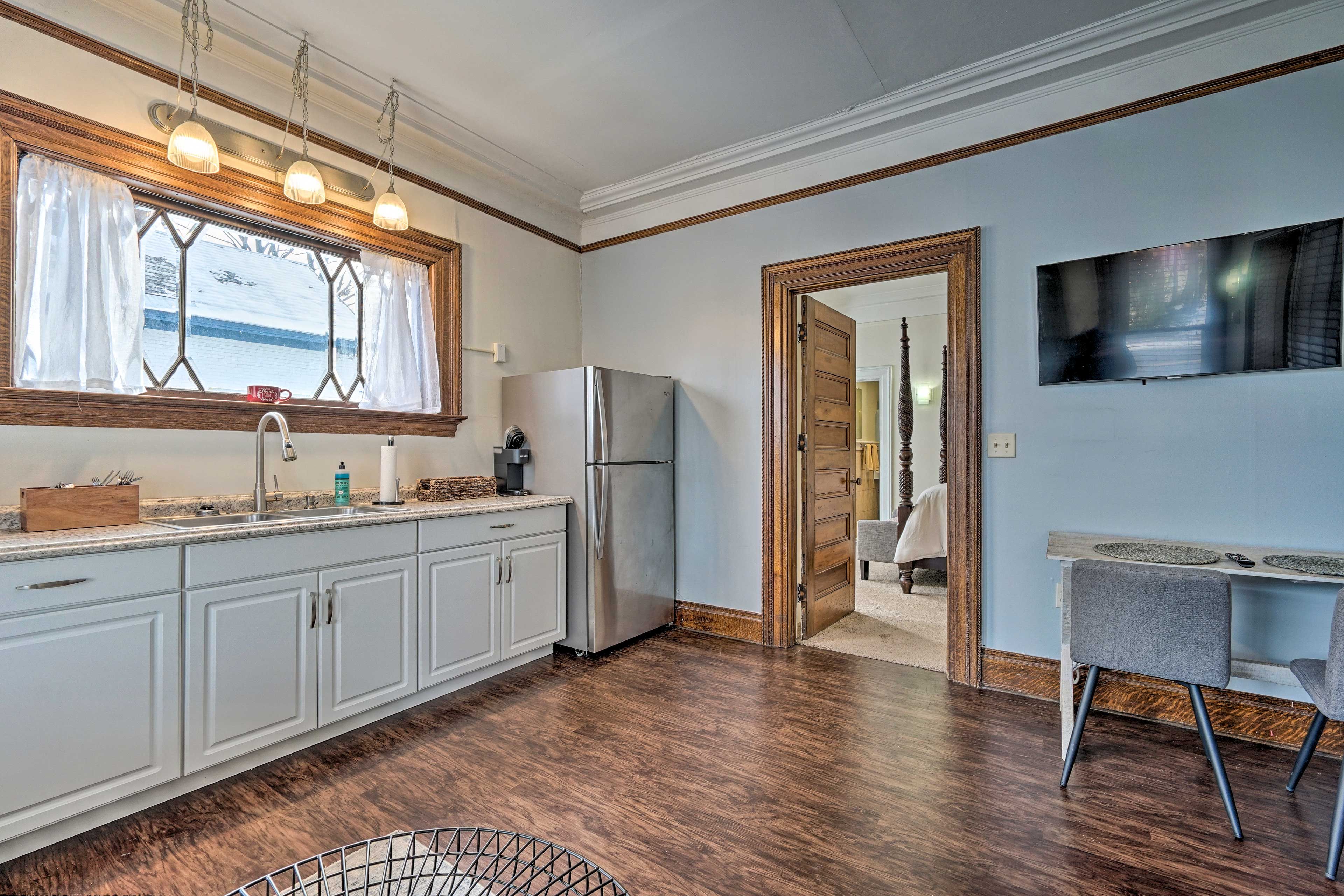 Kitchen | Toaster | Crock-Pot | Keurig Coffee Maker