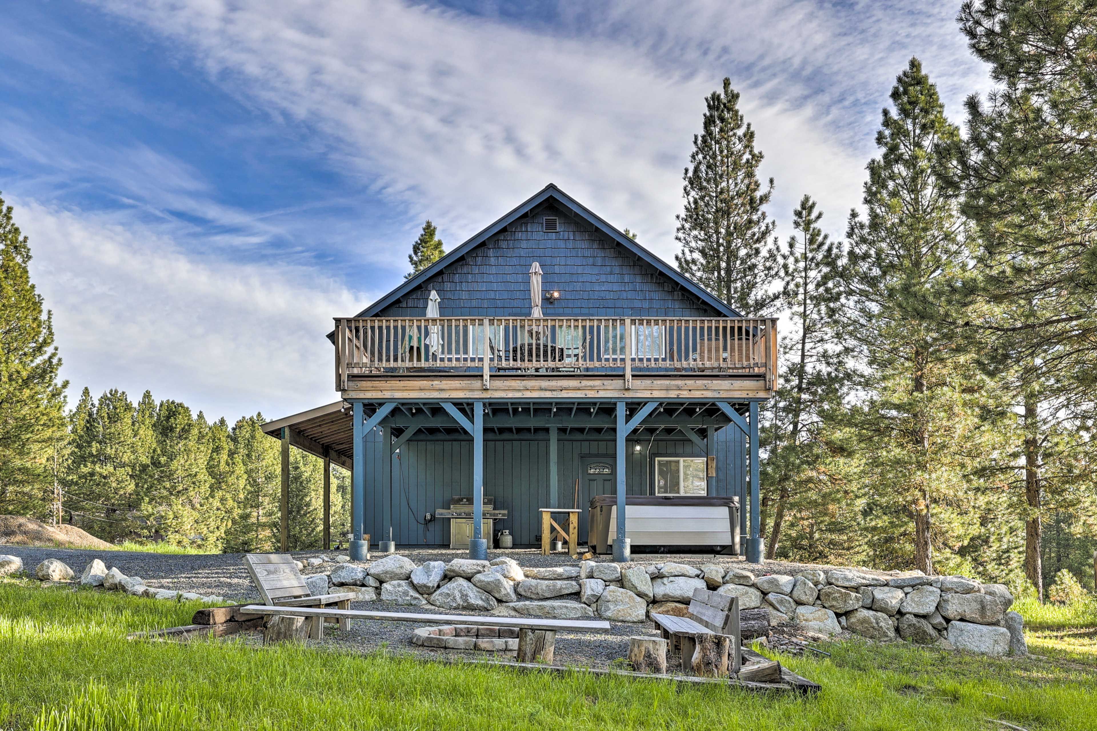 Cascade Vacation Rental | 3BR | 2BA | Step-Free Entry | 2,400 Sq Ft
