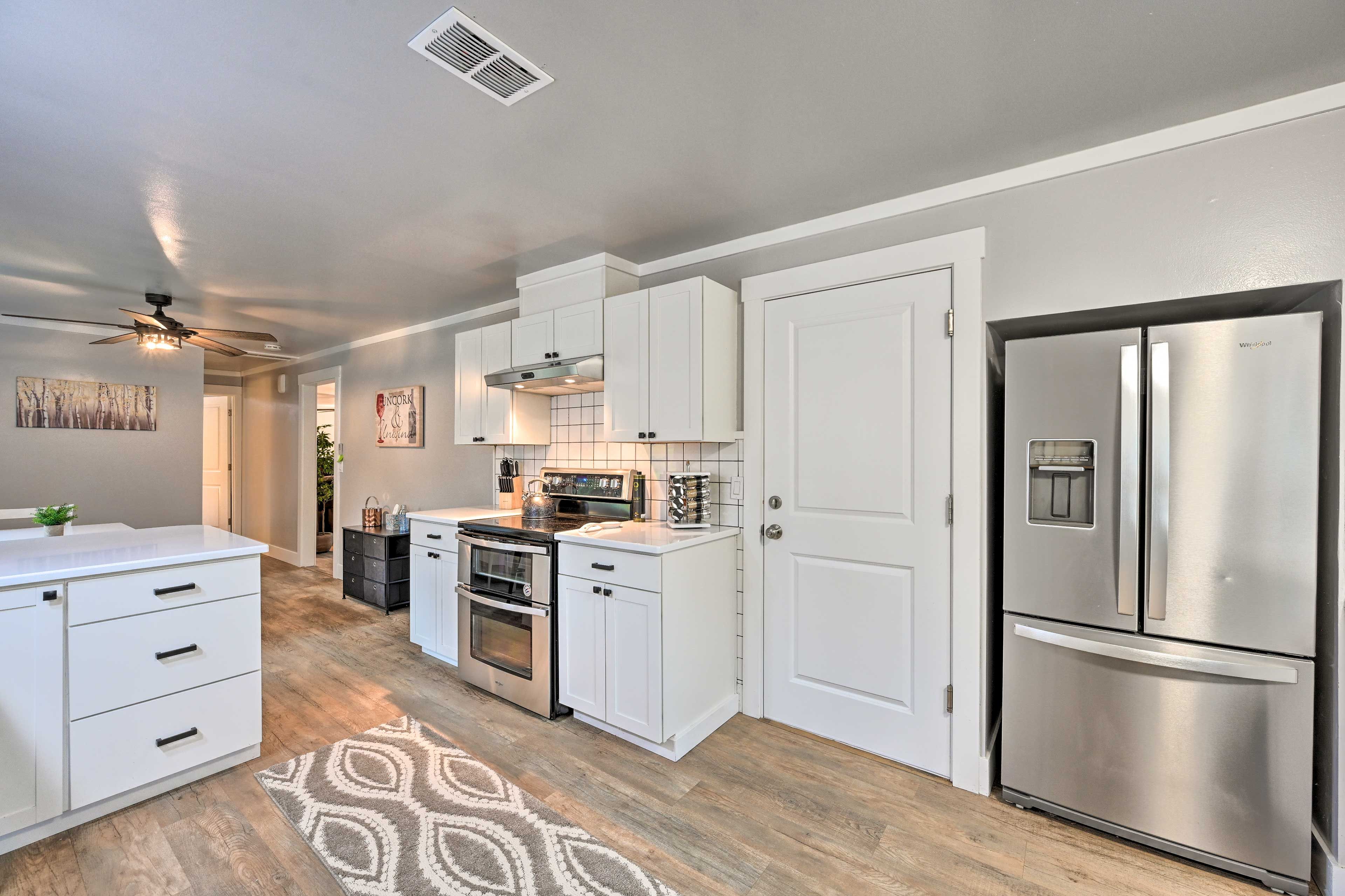Kitchen | Complimentary Spices | Keurig Coffee Maker