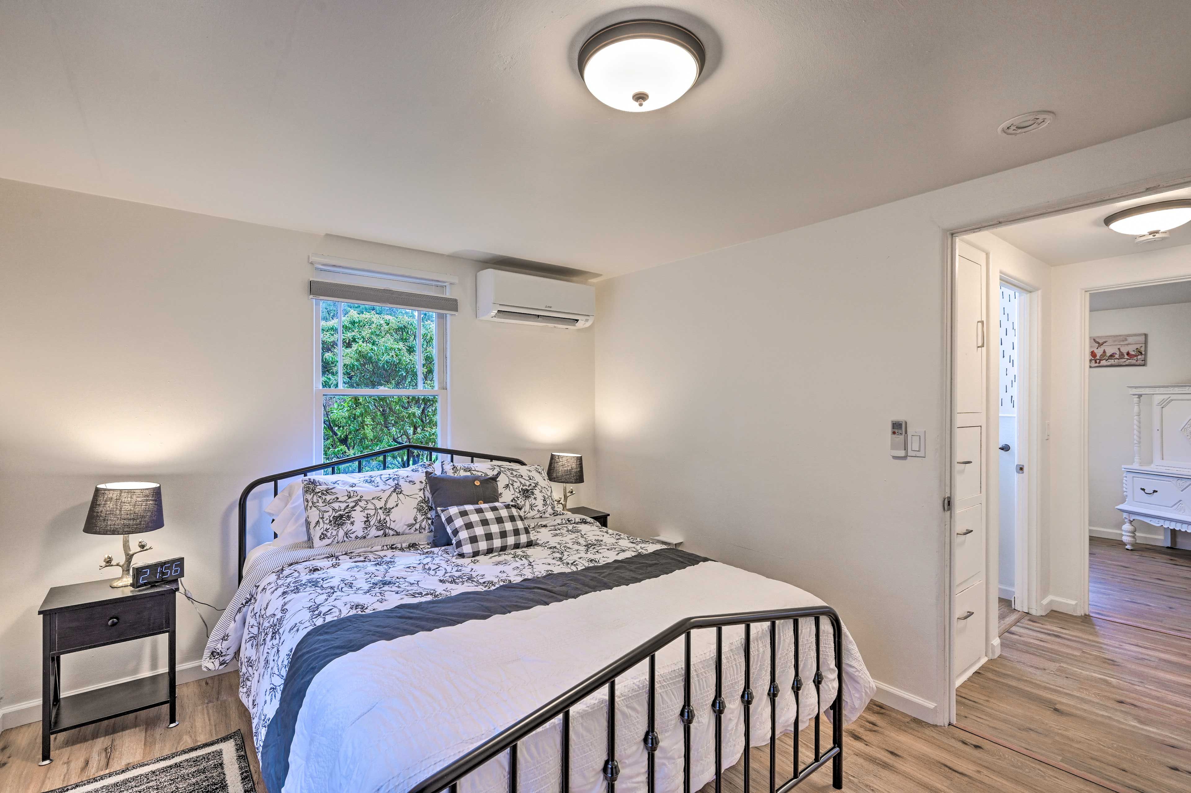 Bedroom 1 | Linens Provided