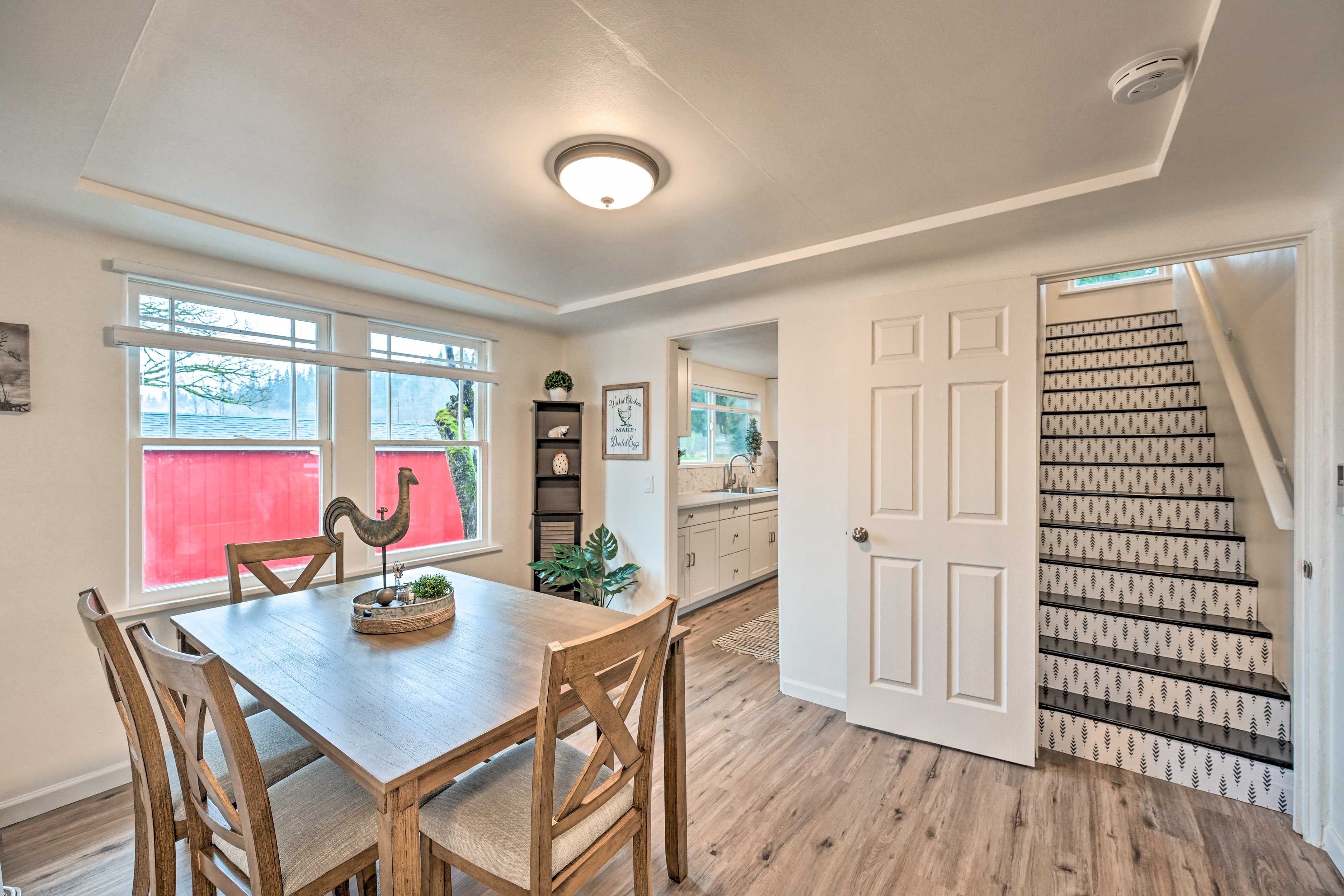 Dining Area | Main Floor