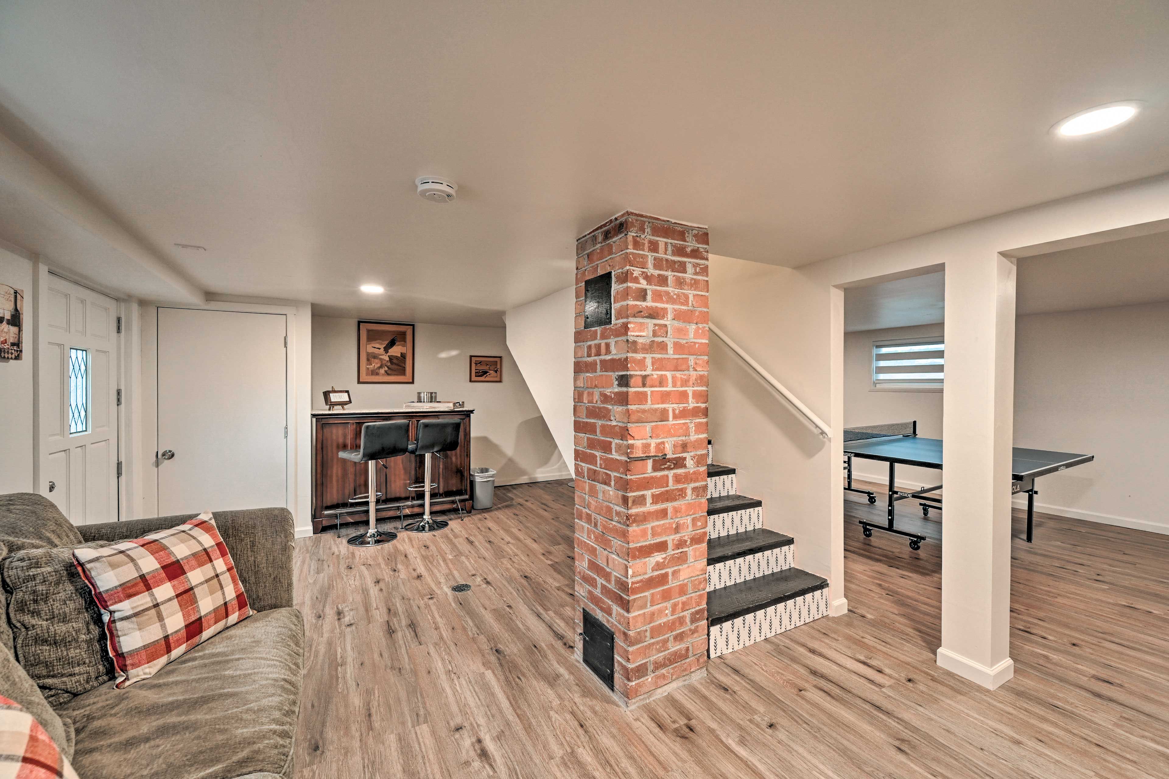 Basement | Ping Pong Table | Wet Bar