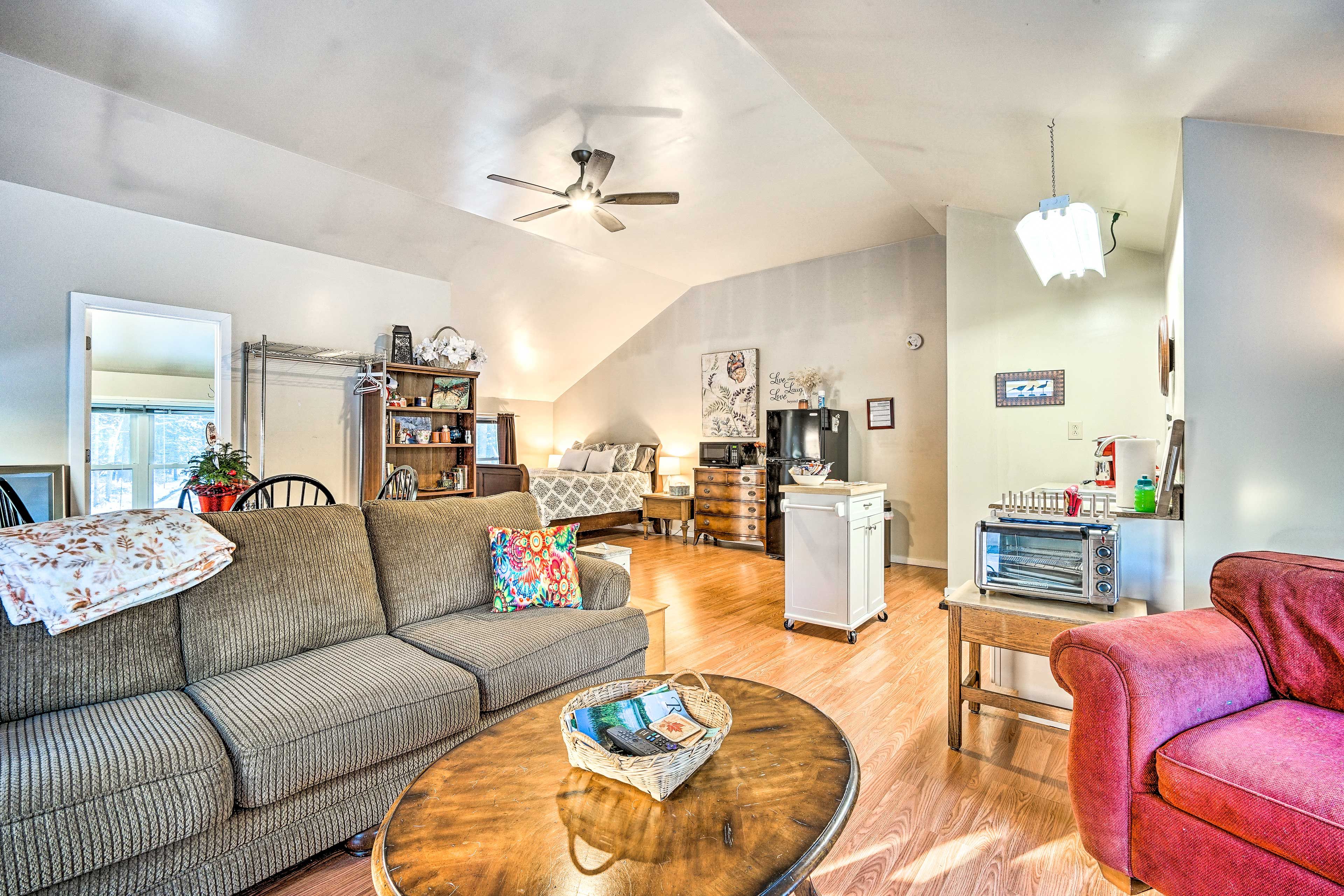 Studio Living Room