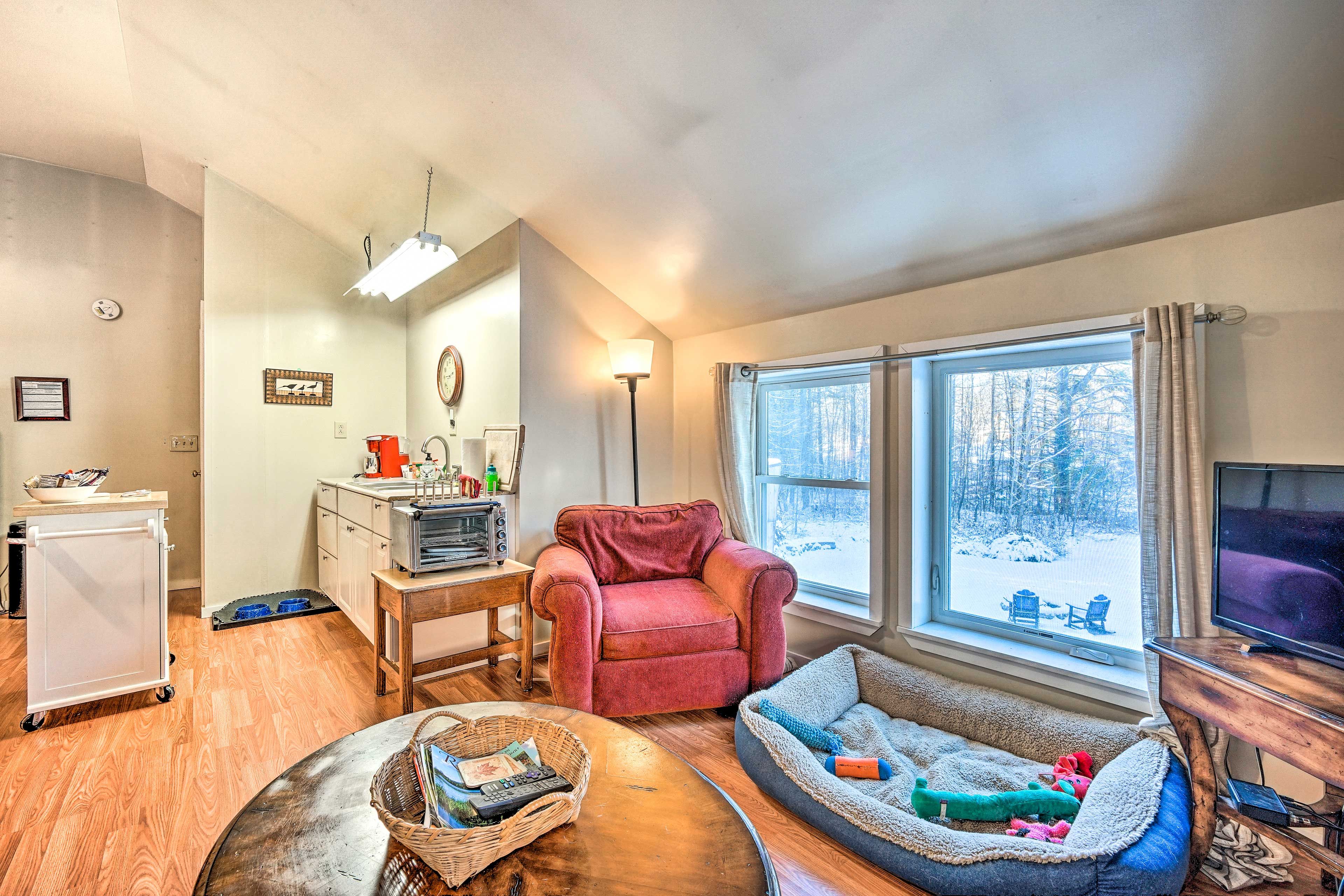 Studio Living Room