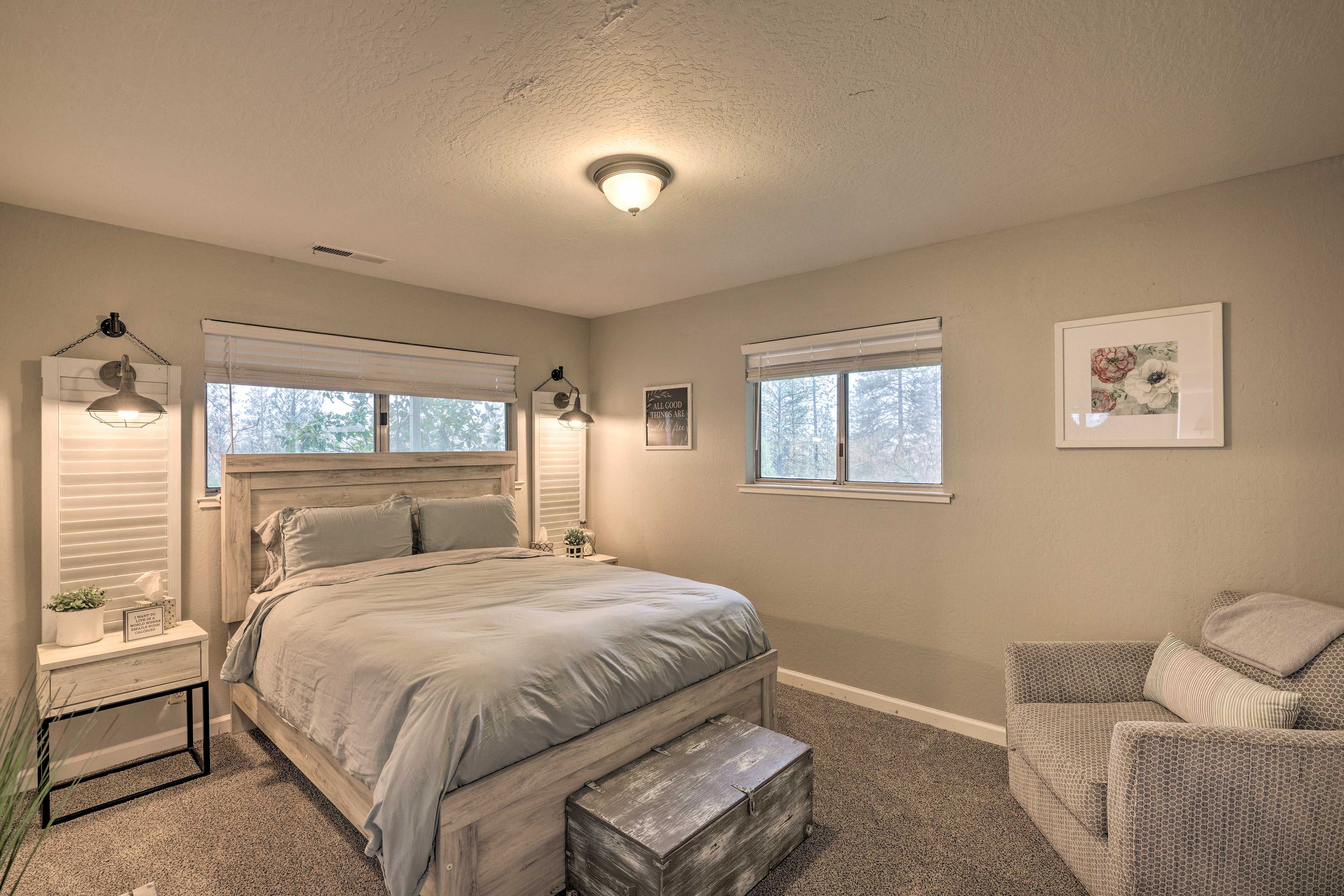 Bedroom 3 | Queen Bed | Lower Level