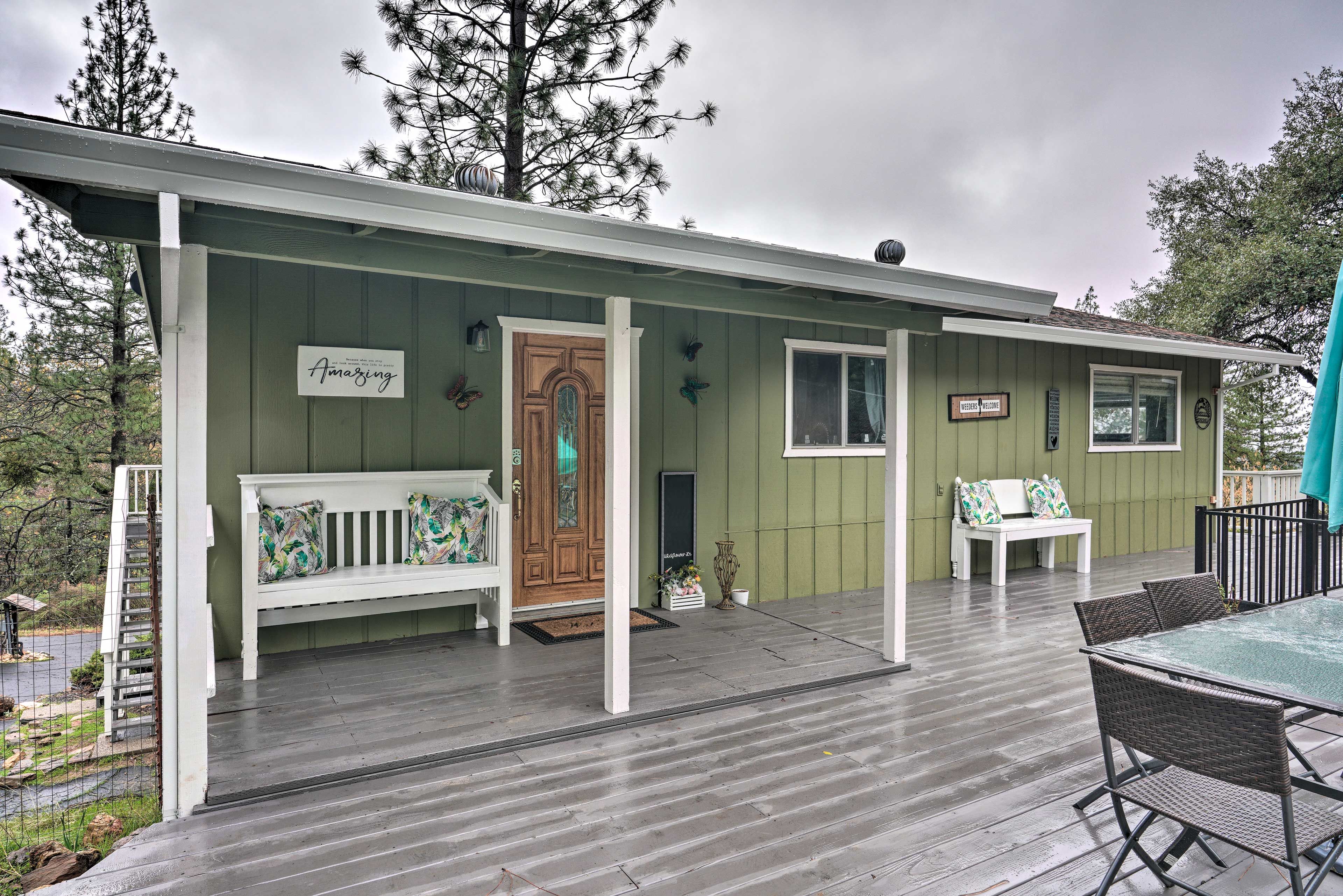 Wraparound Deck