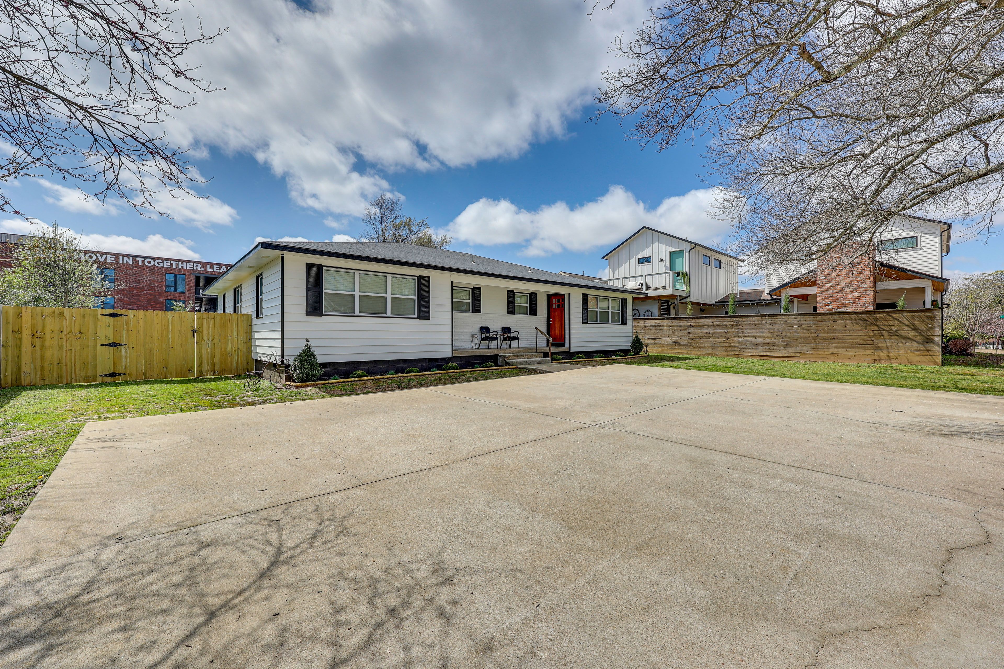 Property Exterior | Parking | Shared Driveway (2 Vehicles) | Lawn (1 Vehicle)