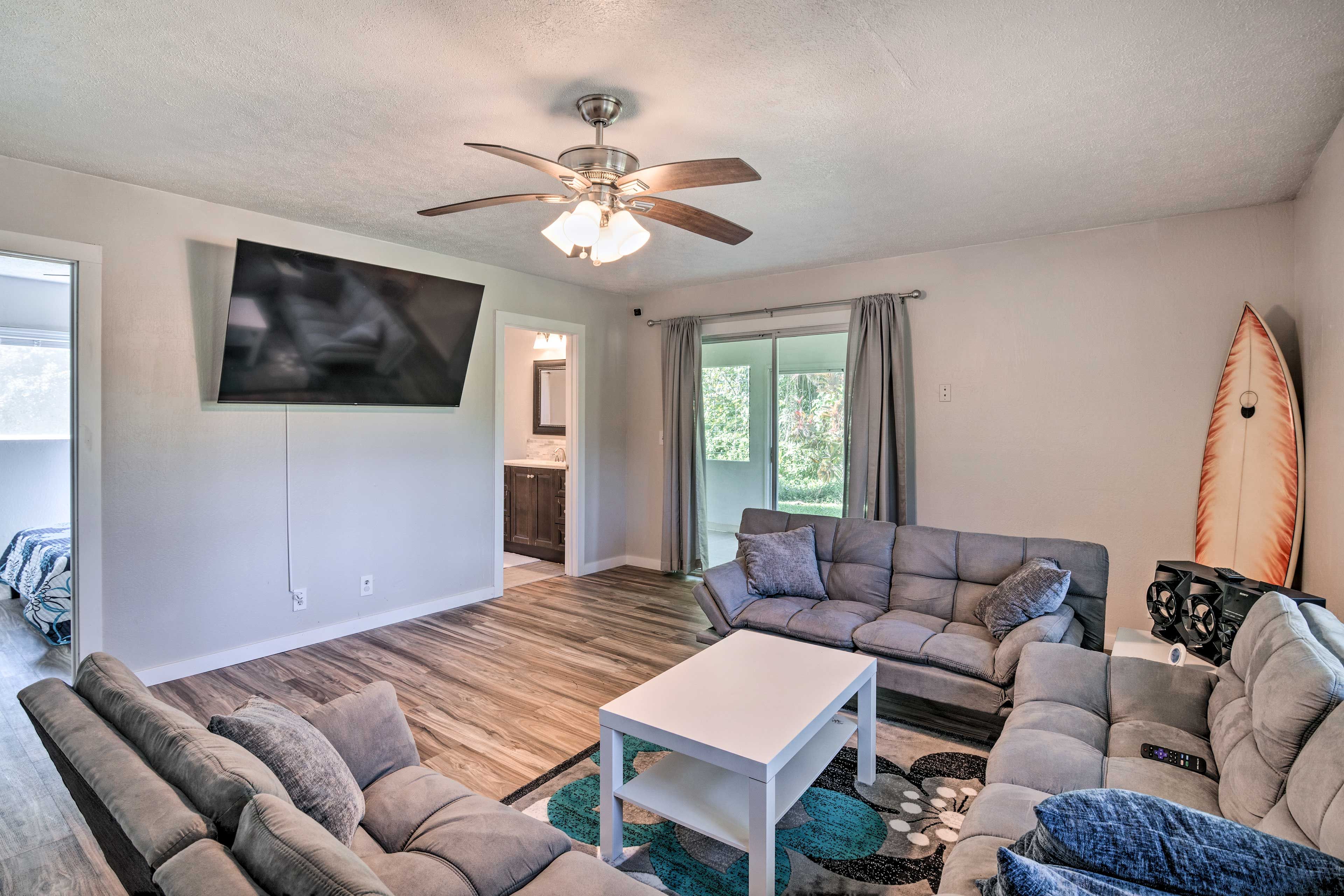 Family Room | Smart TV