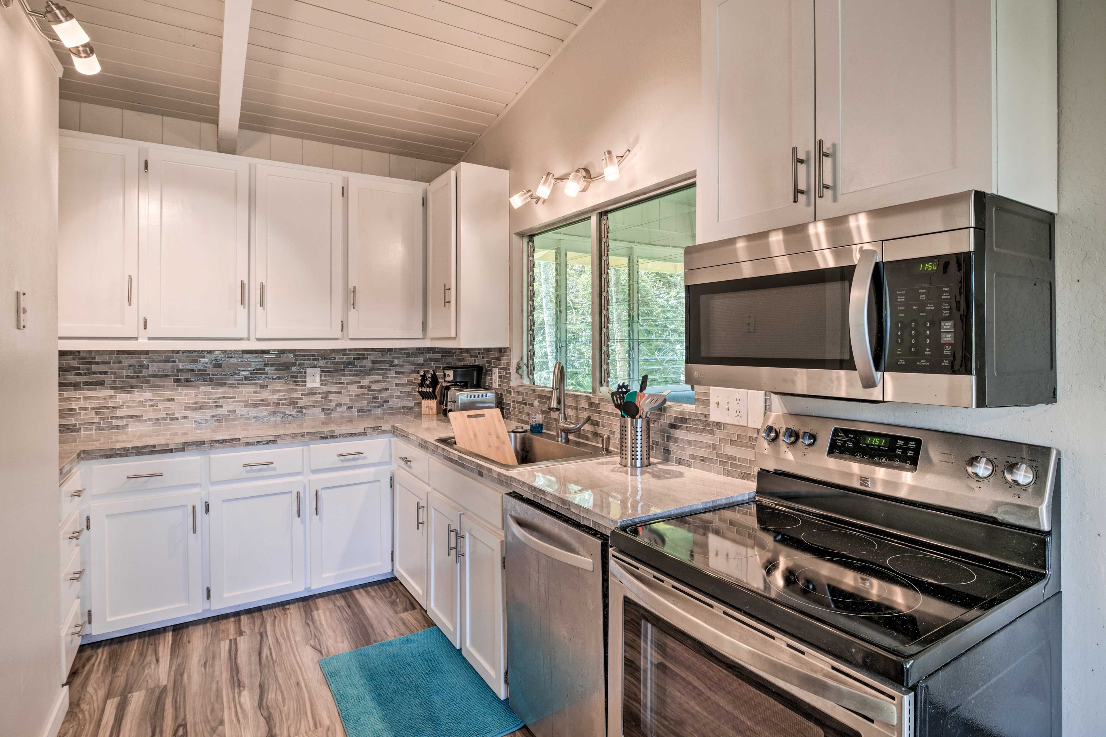 Kitchen | Stainless Steel Appliances