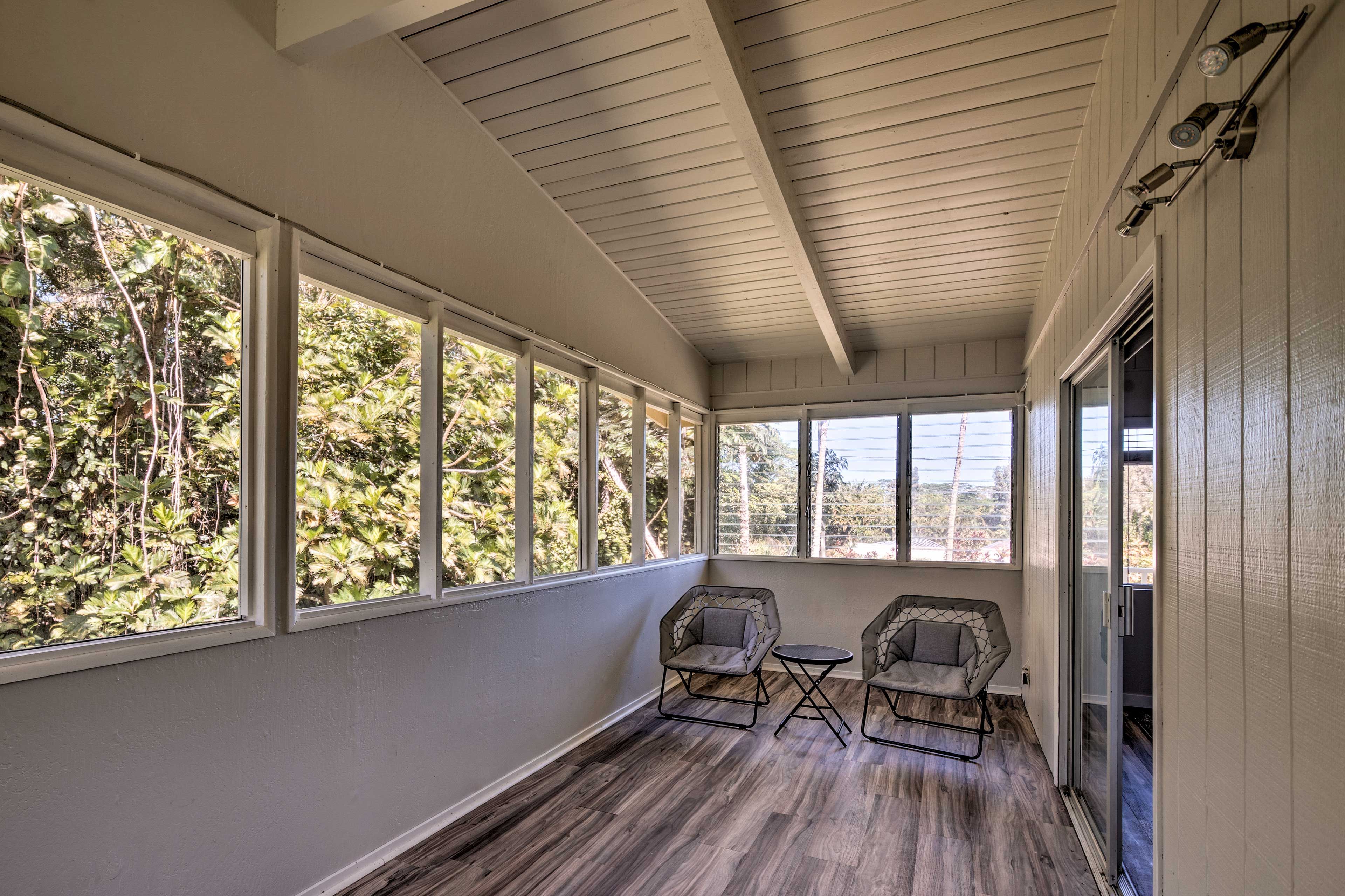 Upper Sunroom