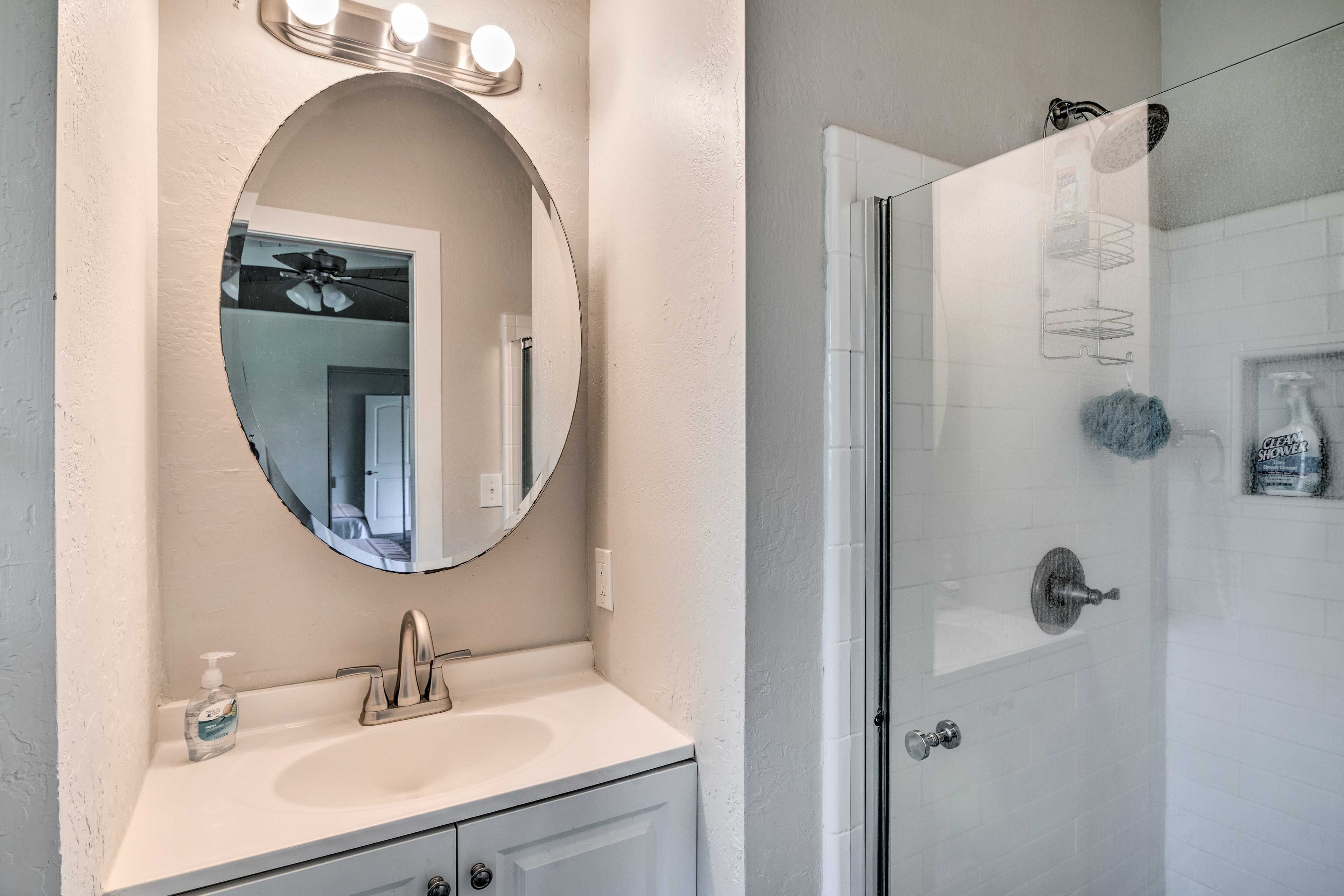 En-Suite Bathroom | Complimentary Toiletries
