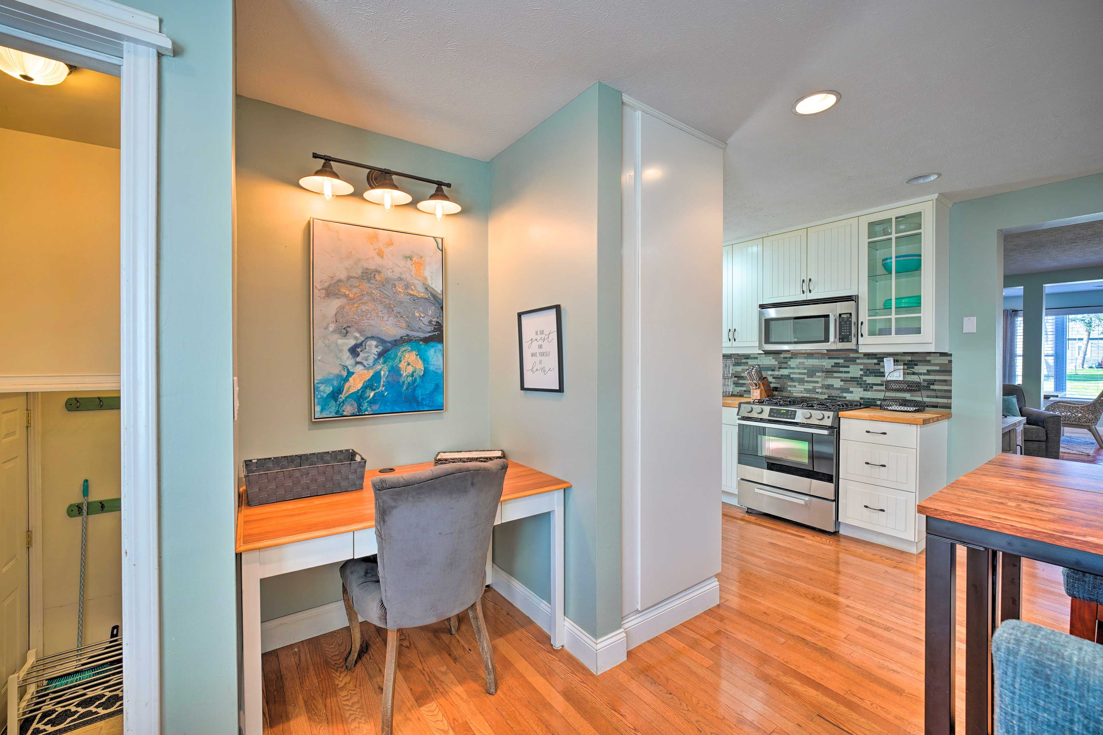 Kitchen | Laptop-Friendly Workspace