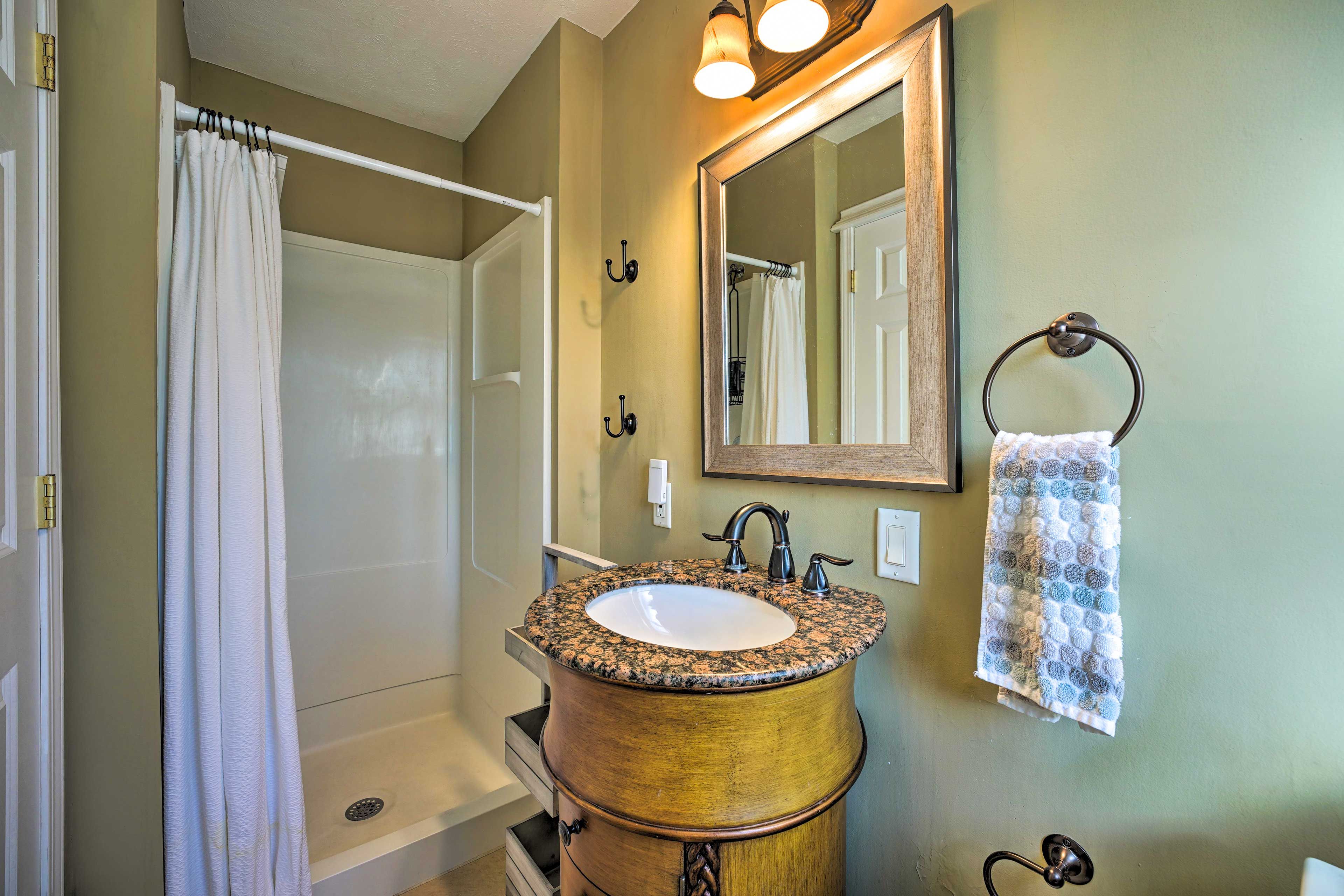 Full Bathroom