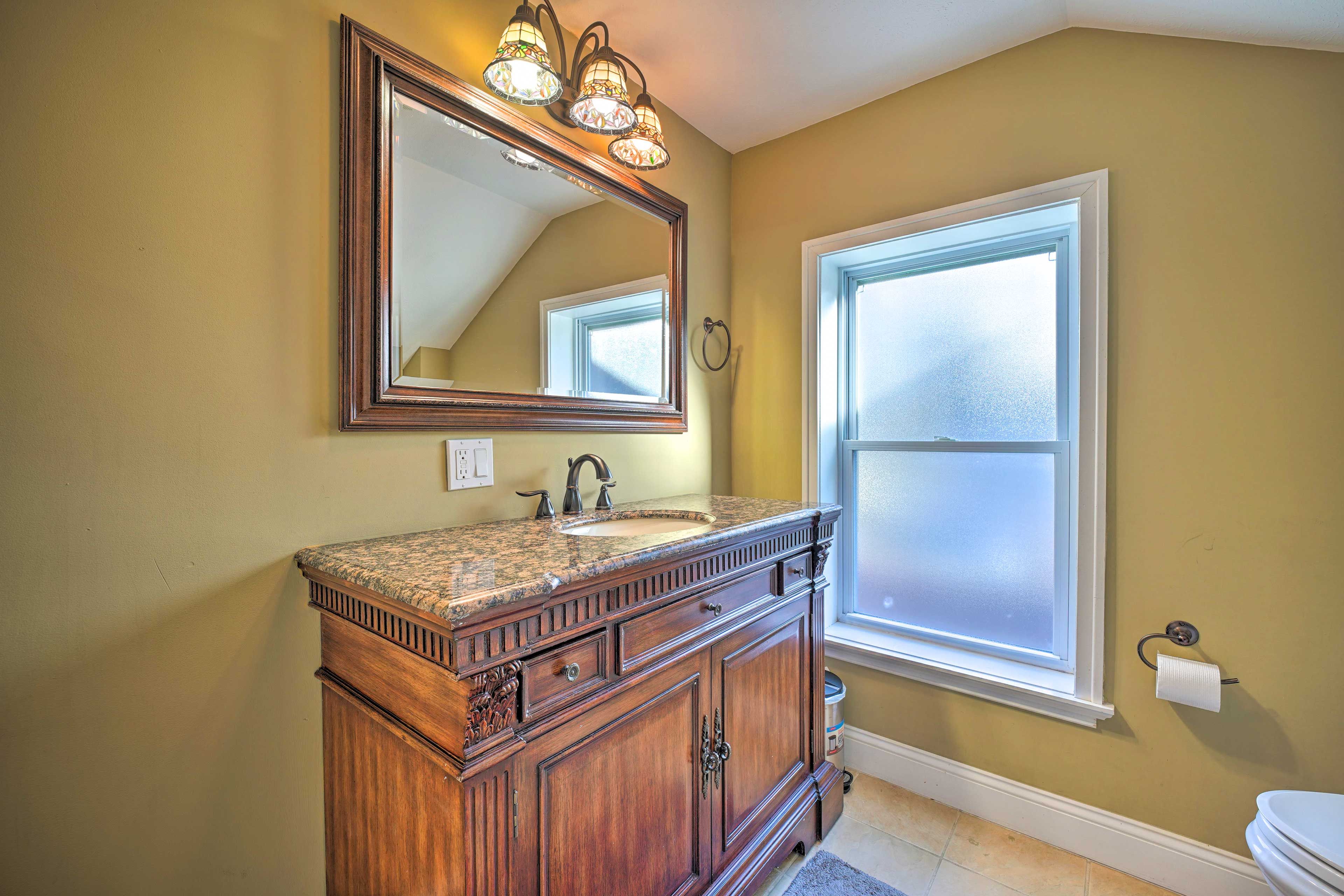 Full Bathroom