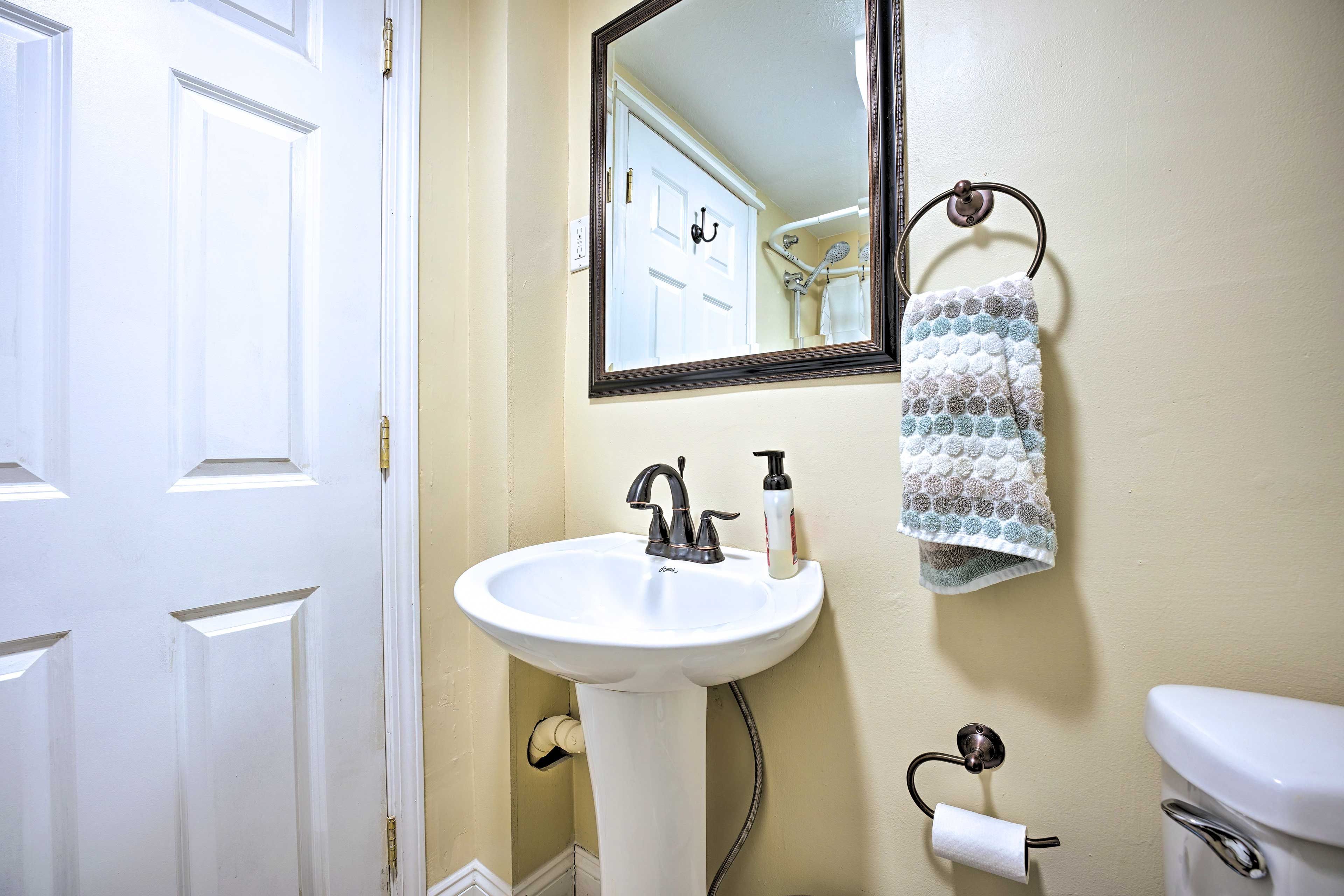 Full Bathroom